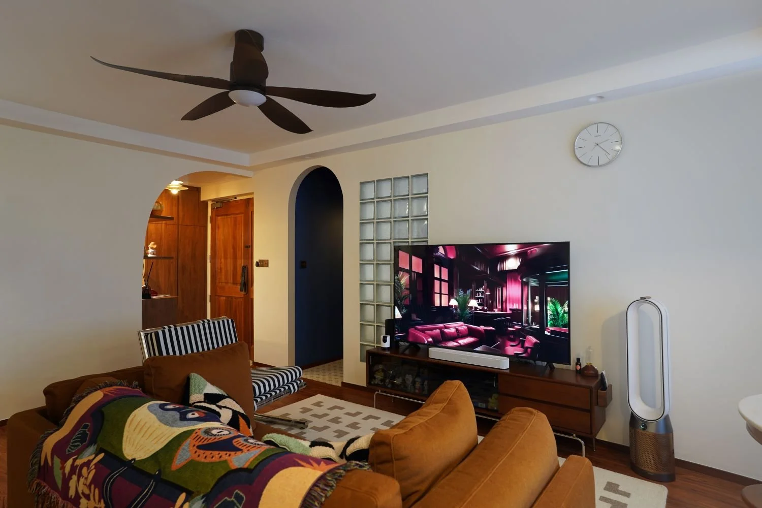 Warm open living area — 589C Montreal Dr interior design