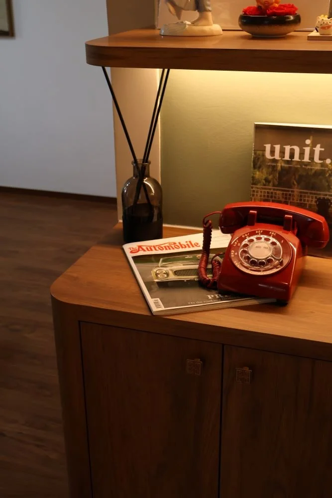 589C Montreal Dr – 5 Bedroom Interior Design – Grille Door 01 – Nostalgic Eclectic