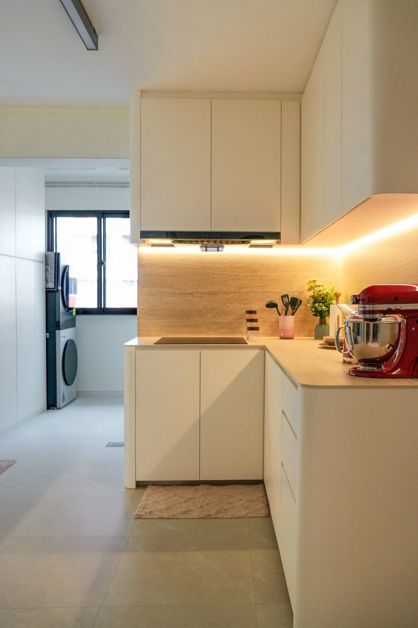 Simple resale condo design