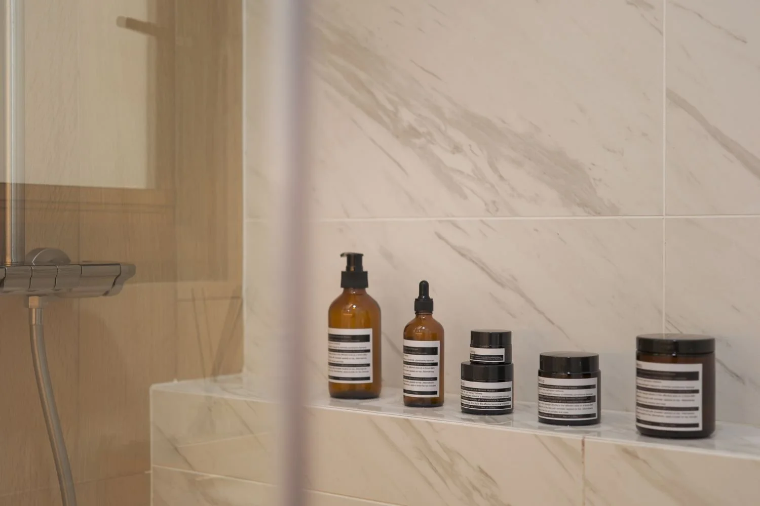 Bathroom Accessories Interior Design – 482B Yishun Ave 6