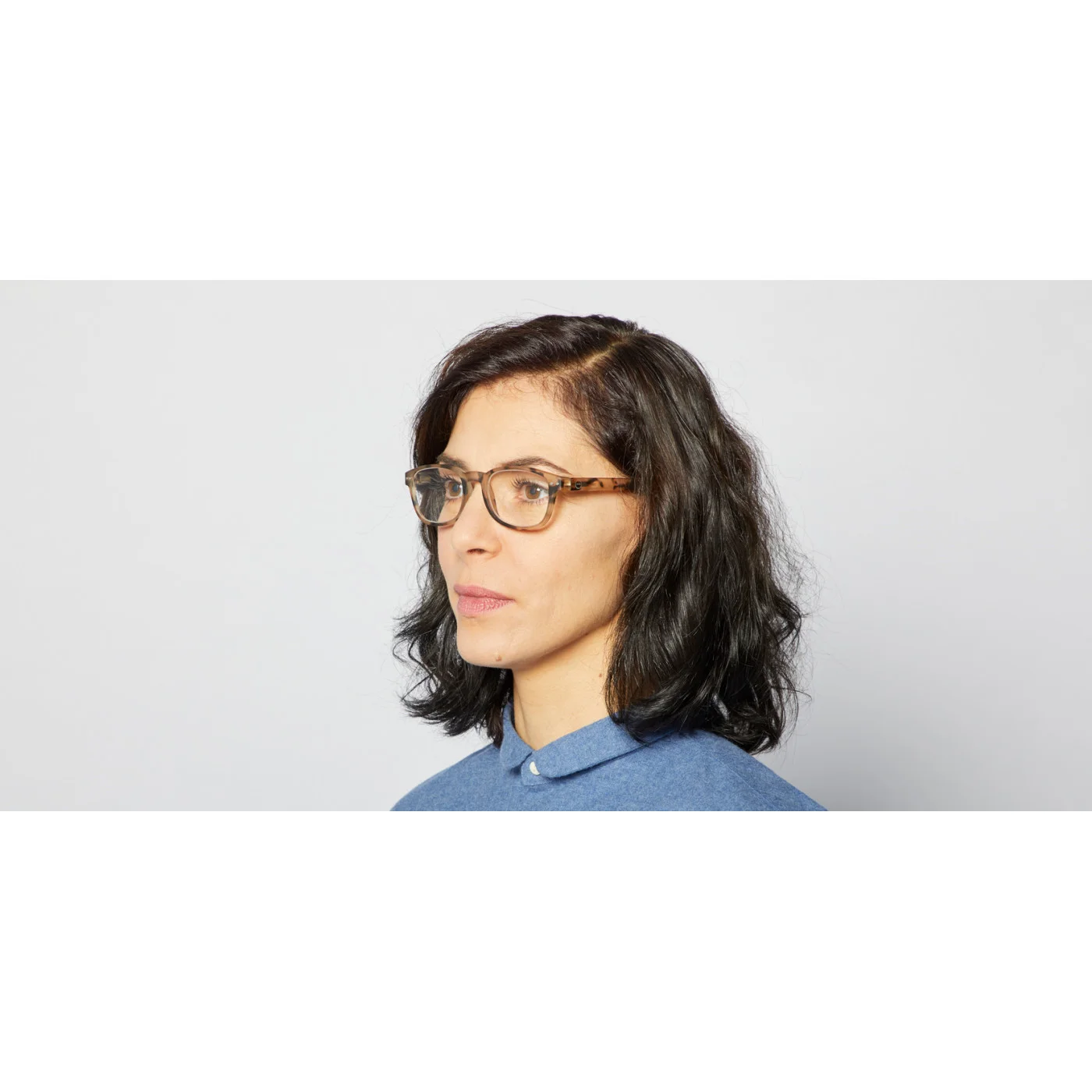b-light-tortoise-reading-glasses.jpg