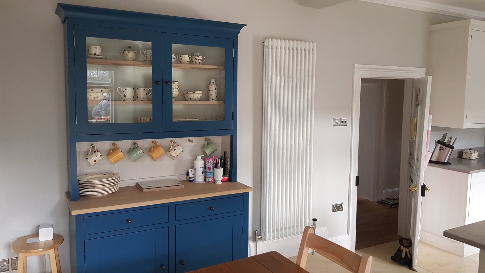 Henley painted kitchen by Robert James Interiors (8).jpg