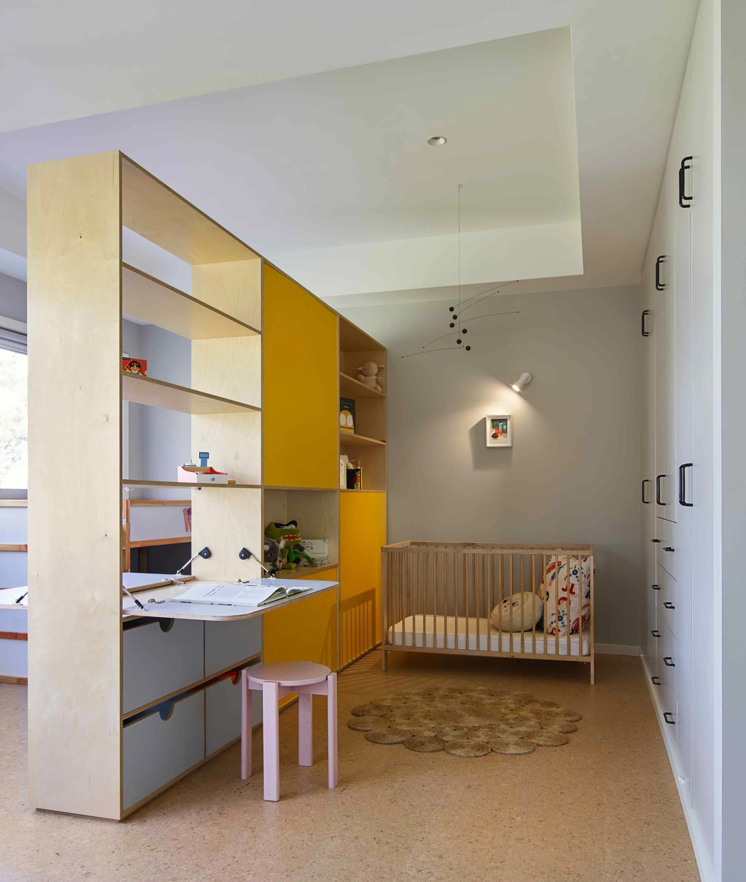 DRA-Selby-House-Kids-Bedroom-rotouched-chain-low-res.jpg