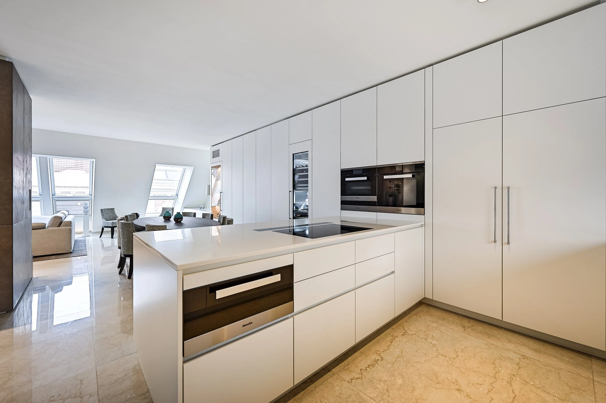 Penthouse S._15.jpg