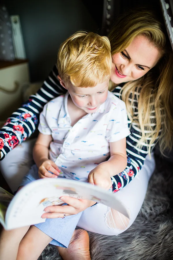 family photographers exeter devon candid natural at home family photography