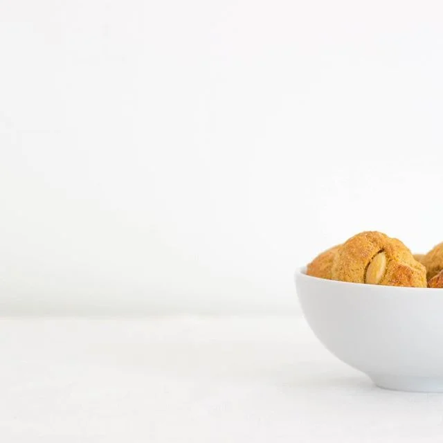 Saiba tudo sobre as nossas deliciosas #Amêndoas em biscoitosdesintra.pt
.
.
#BiscoitosdeSintra