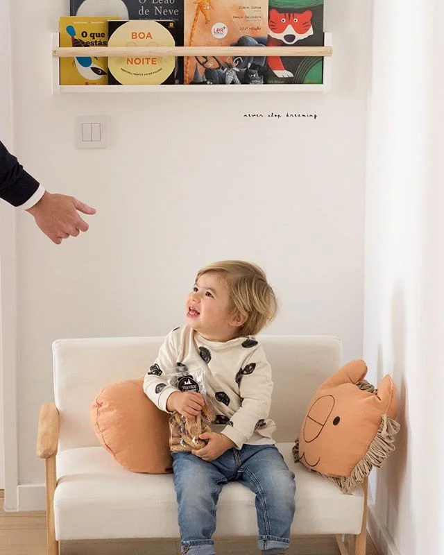 Neste dia do Pai estamos solidários com todos os meninos e meninas que vão ter de ser muito fortes para conseguirem dar... oferecer... os melhores biscoitos do mundo aos seus heróis.
Força, meninos... o Pai merece o melhor!

Feliz dia para todos os Pais! 
#BiscoitosdeSintra #amoràprimeiradentada #diadoPai