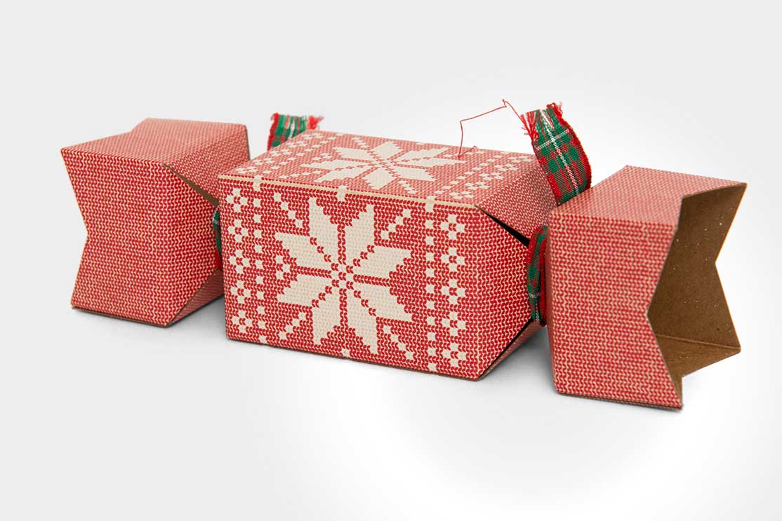 Diecut cracker pack (2).jpg