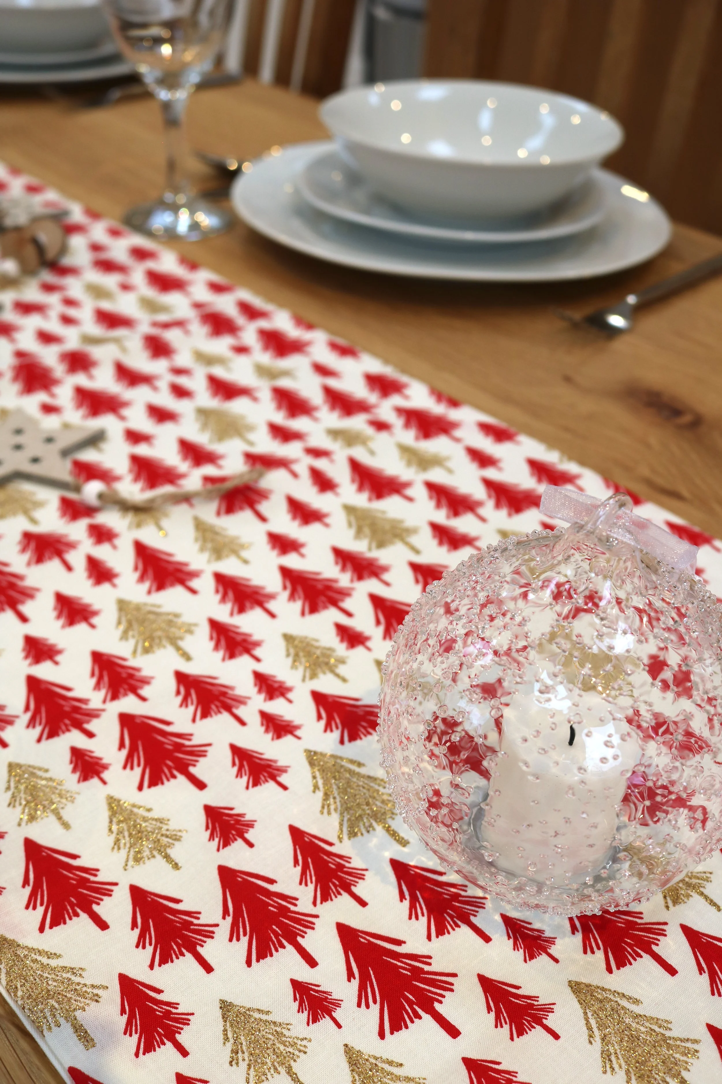 Christmas Cotton Table Runner