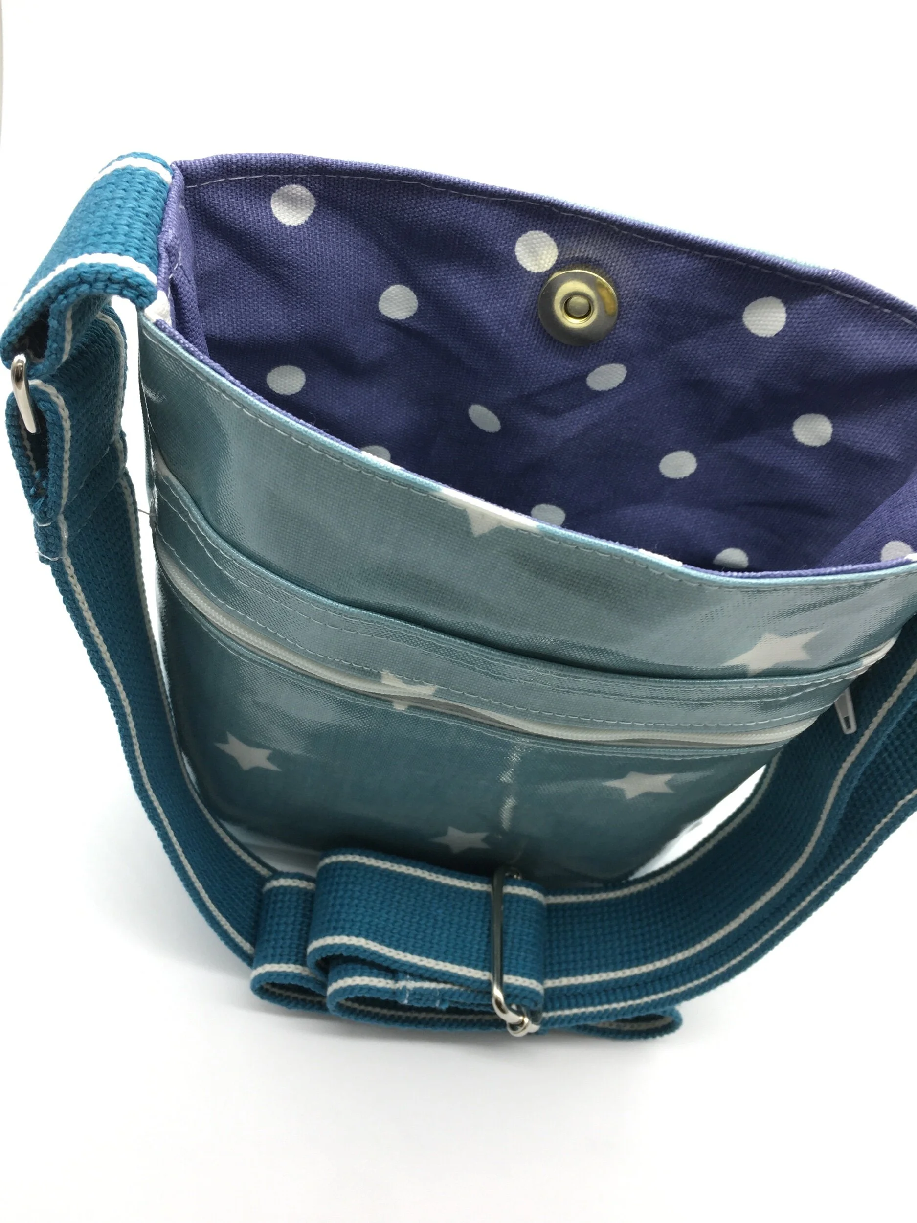 ED2FB49C-A812-4ED0-9733-47175AC346C0