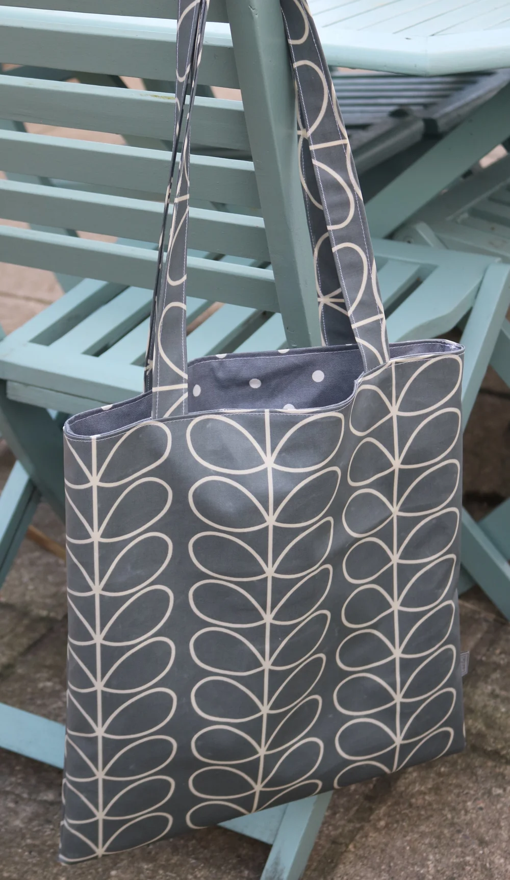 Oilcloth Tote Bags Oilcloth Handbag Vintage Bee 'Limited Edition - Main Image