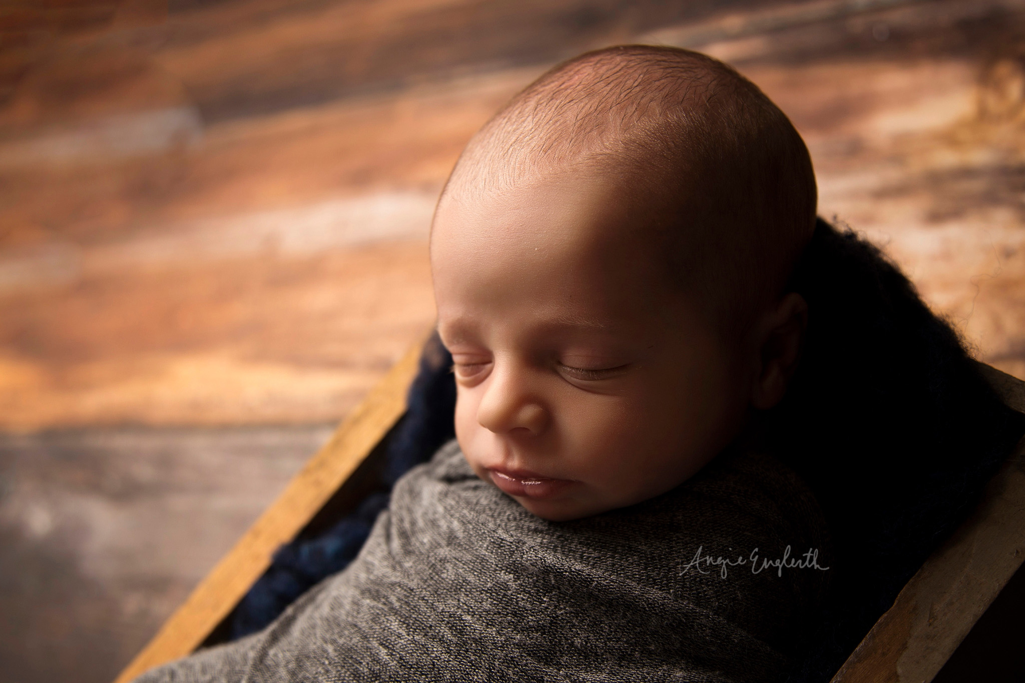 Lancaster_maternity_and_newborn_photographer_angie_englerth_011.jpg