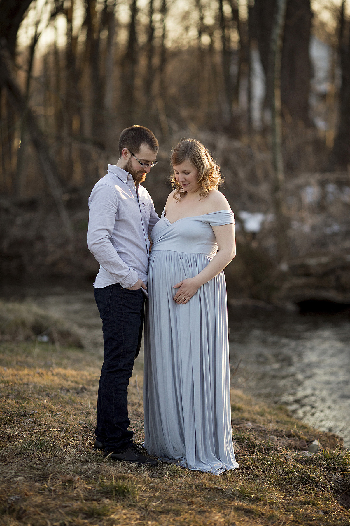 Angie_Englerth_Lancater_Maternity_Photographer_Wardobe_Blue_005.jpg