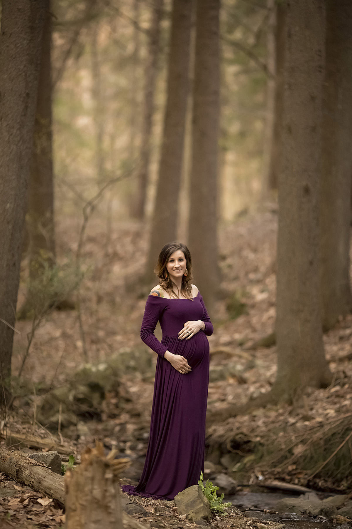 Angie_Englerth_Lancater_Maternity_Photographer_Wardobe_Purple_003.jpg