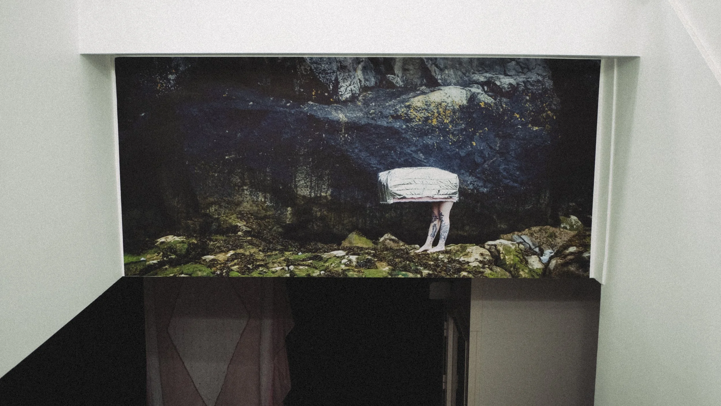 HOLDING PLACE-003.jpg
