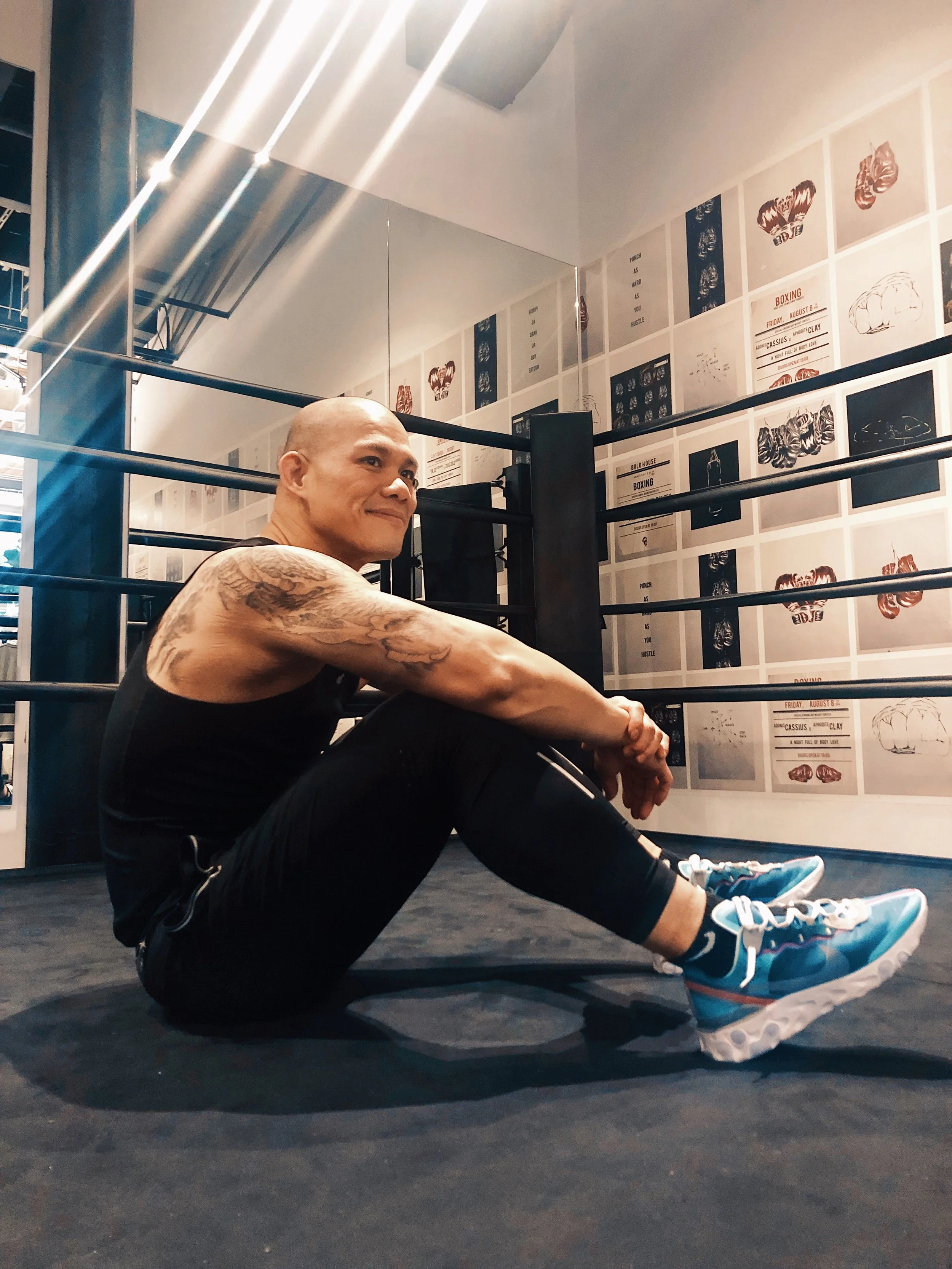 ANY NICKNAMES: Q HIDDEN TALENTS: Being extremely patient TRAINING STYLE: Fun and Motivational FAVE WORKOUT MOVE: Anything that requires me to throw these hands! Oh and renegade rows with a push up! LEAST FAVE WORKOUT MOVE: The treadmill... HYPE SONG: Who Want The Smoke - Lil Yatchy ft. Cardi B, Offset PERSONAL MANTRA: Don't Justify Your Dream, Execute On Them.