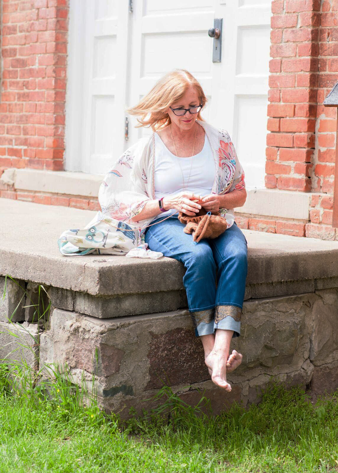 abby_knitting.jpg