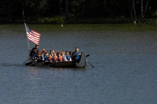 canoe.jpg
