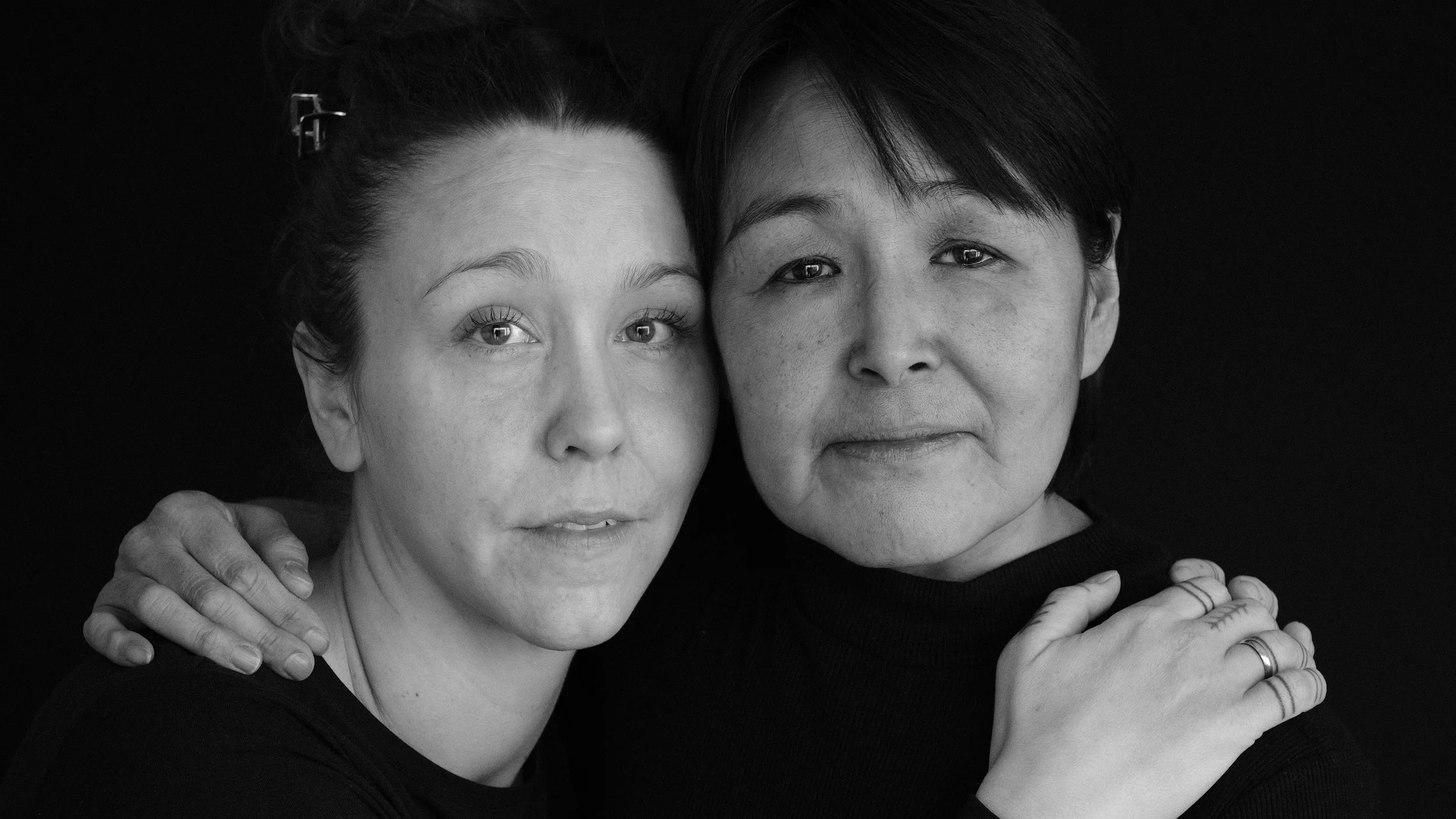 Review of Walls - Akinni Inuk by Radio-JusSunná / Sunna Nousuniemi (Sami)