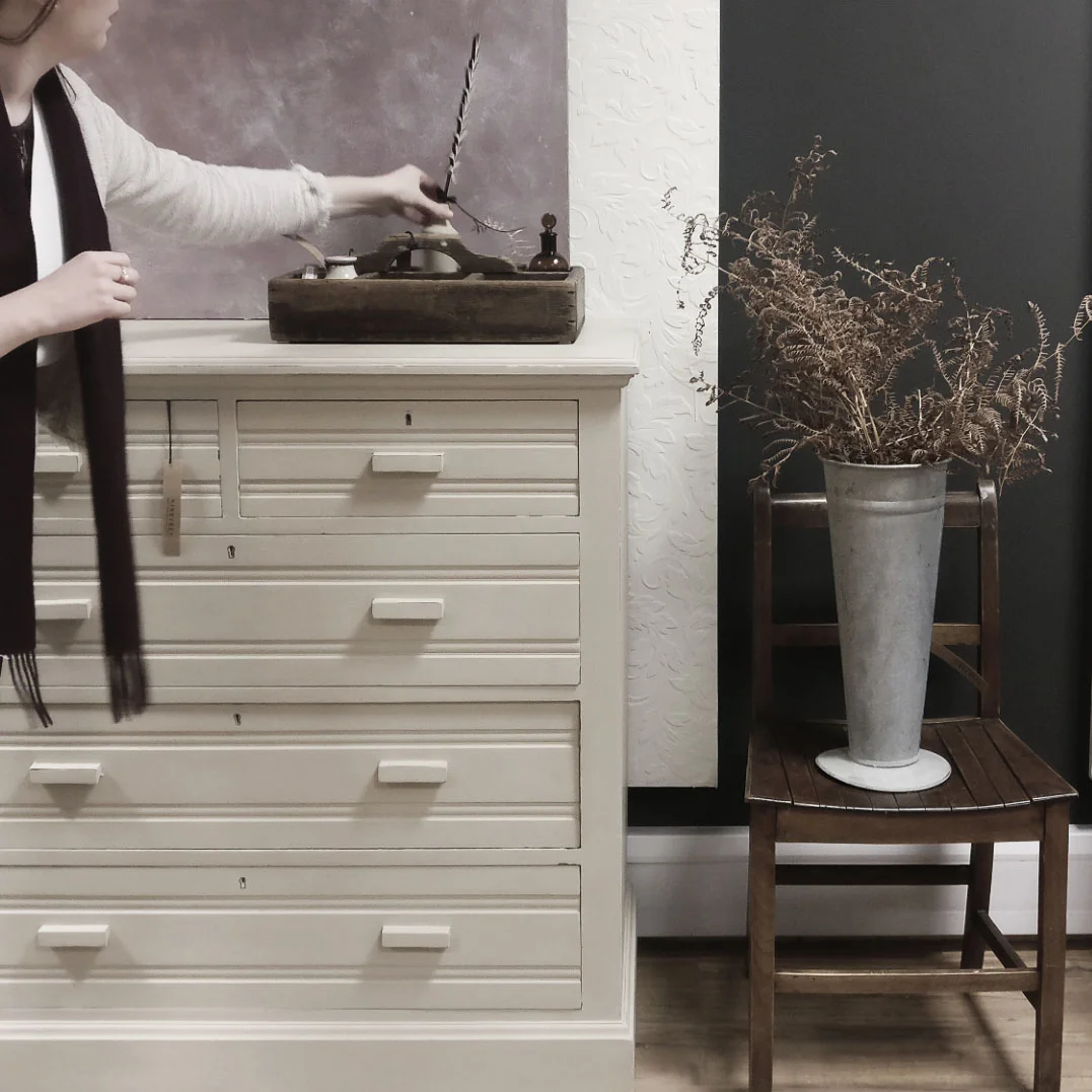 country grey large chest1.jpg
