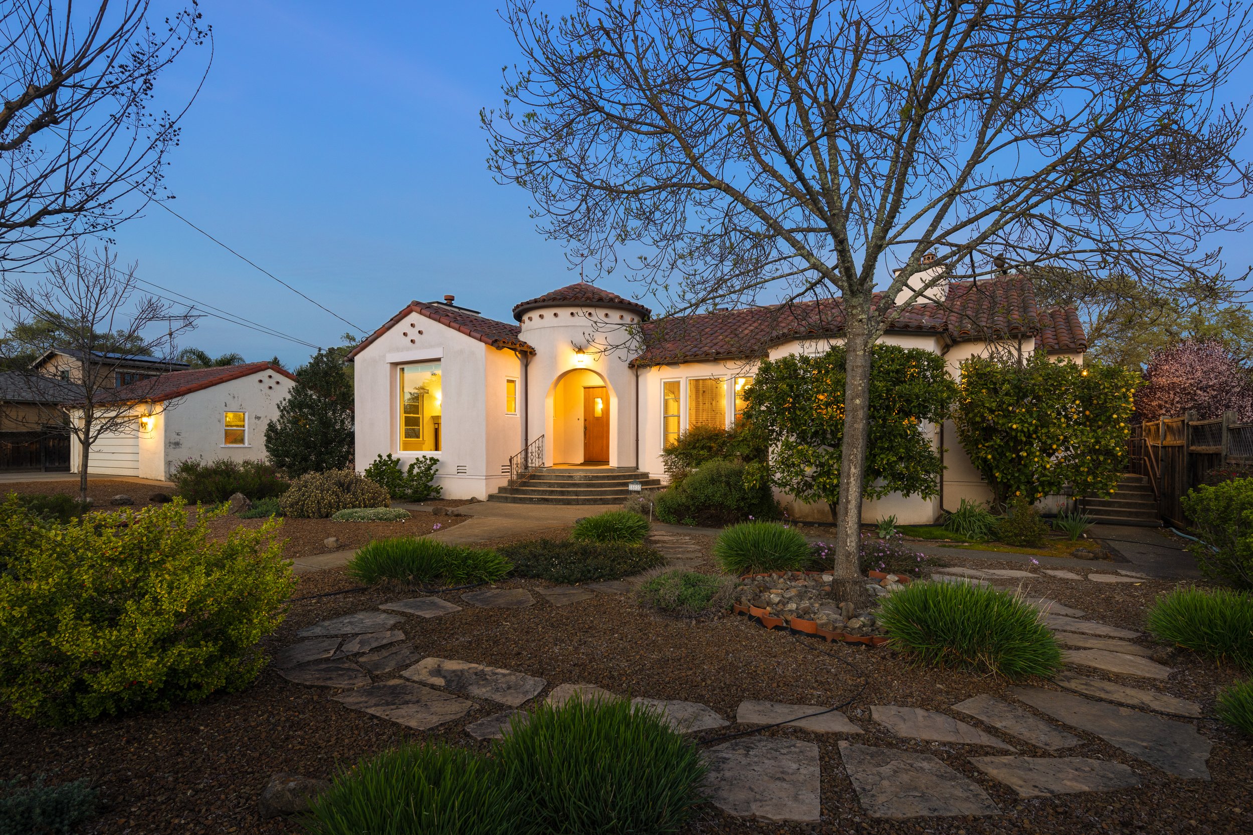 18850 Melvin Ave | $1,025,000 | Sonoma