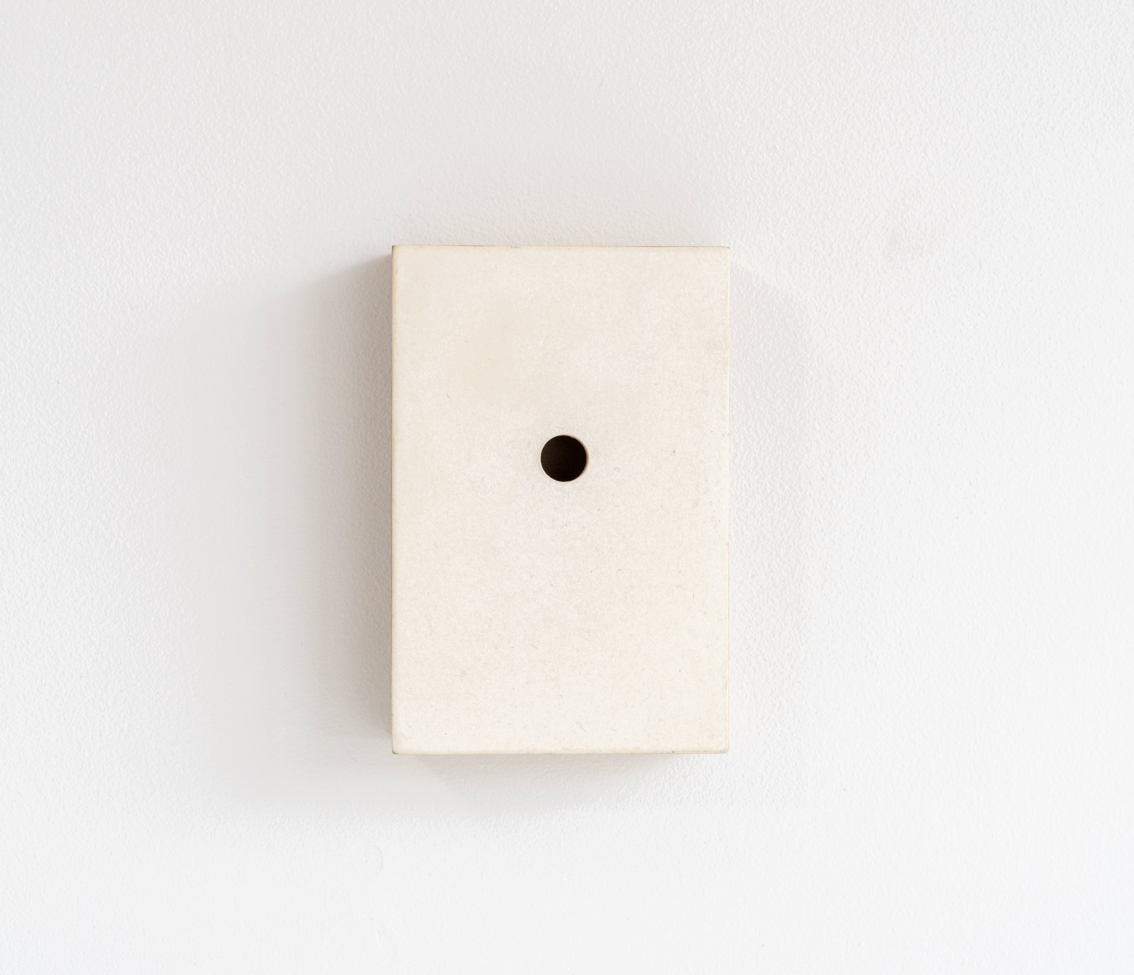 Eric Oglander, Poplar viewer, 2022, poplar, paper, 3 ⅝ x 5 ½ inches