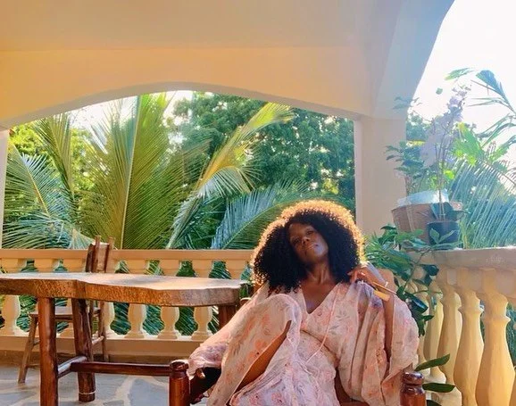 Finally found my home in the sun 🌞

Happy Memorial Day my 🇺🇸 familia 🤍

#kenya #homesweethome #westtoeast #mybeautifulafrica #everydayafrica #africanstyle  #memorialday #melanin #mood #vibeoftheday #nature #naturalbeauty #roots #soulpath