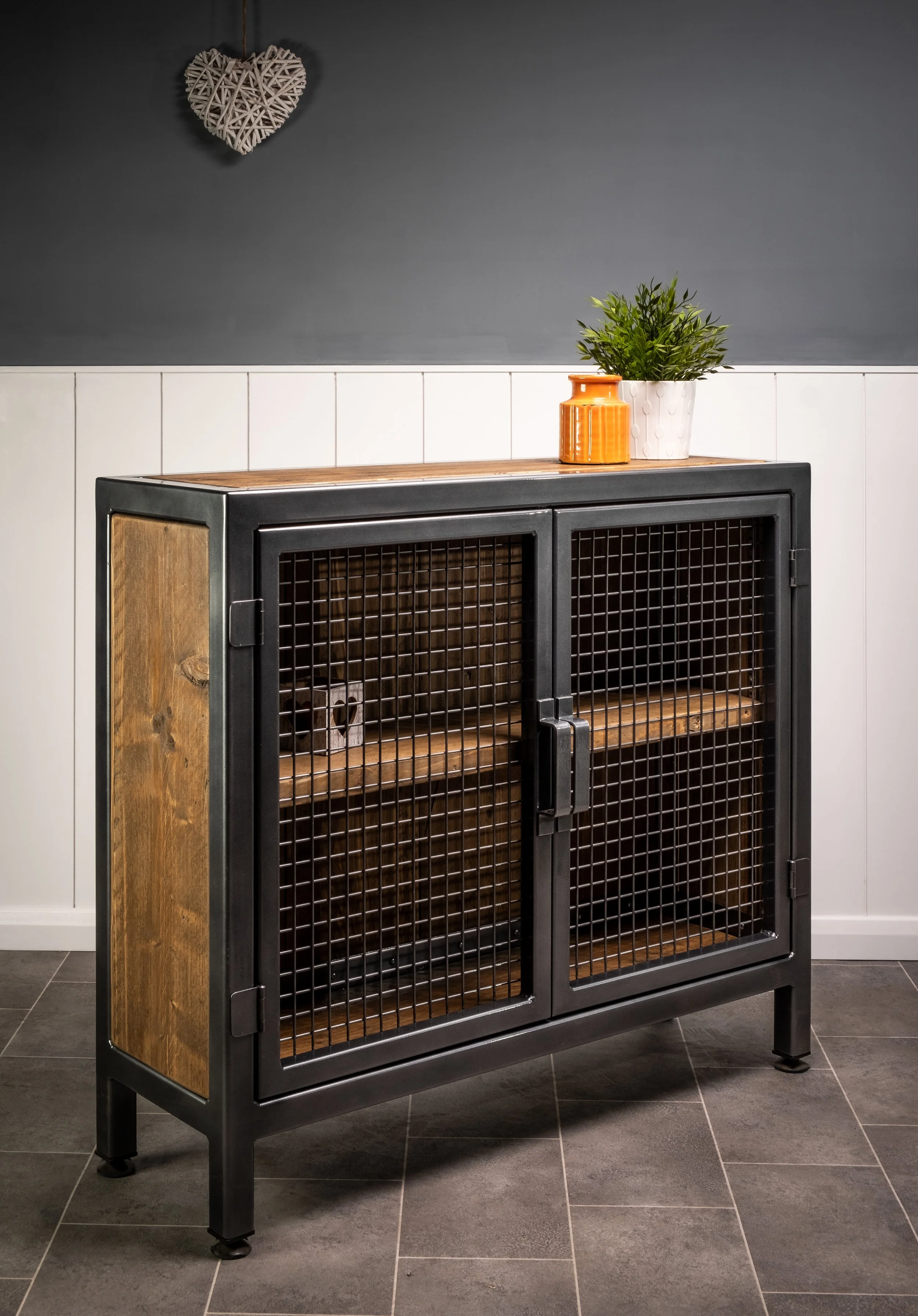 'Helvellyn' Sideboard - side