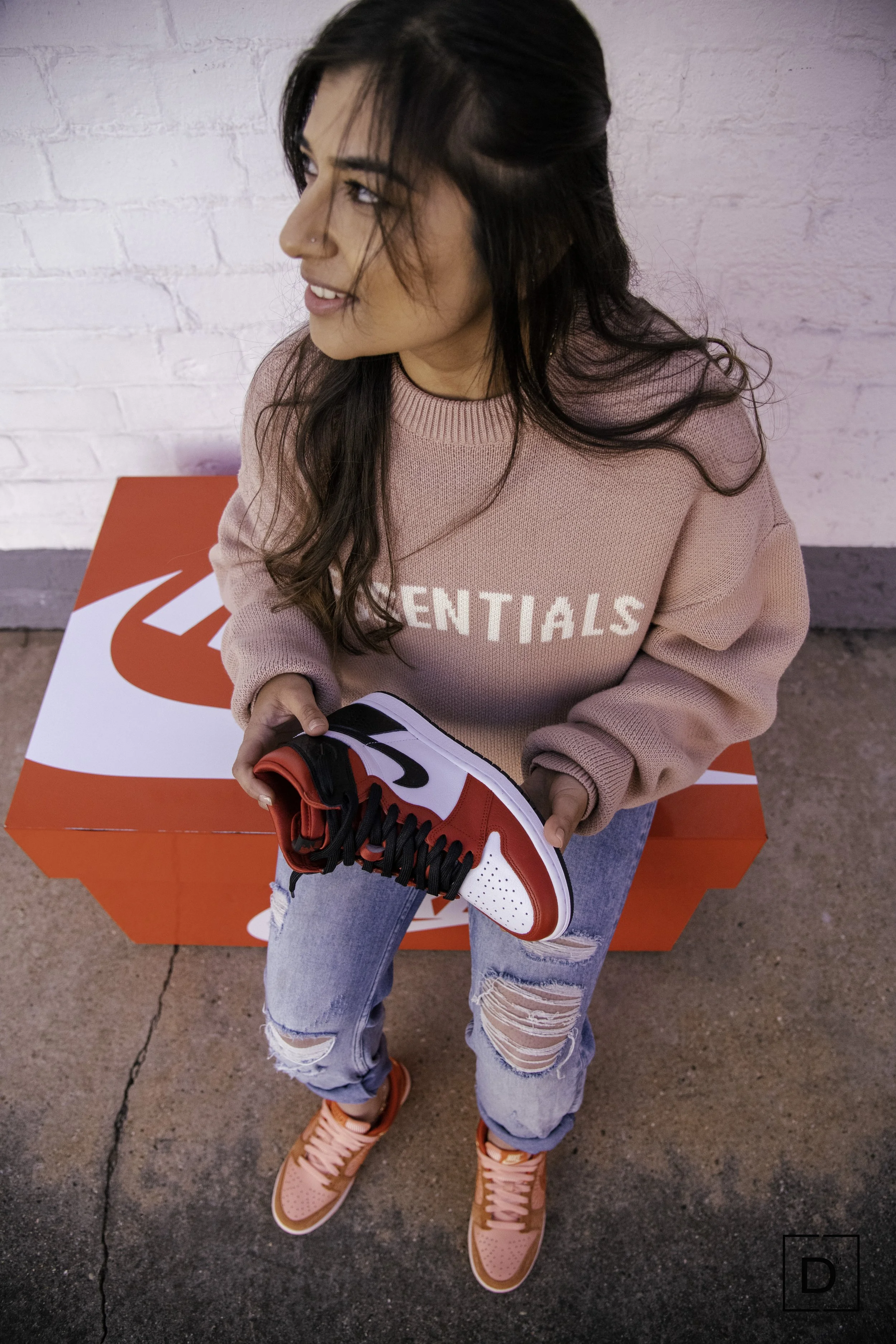 Product Photography, J's Boutique, Essential Jumper and Nike Aparrel.