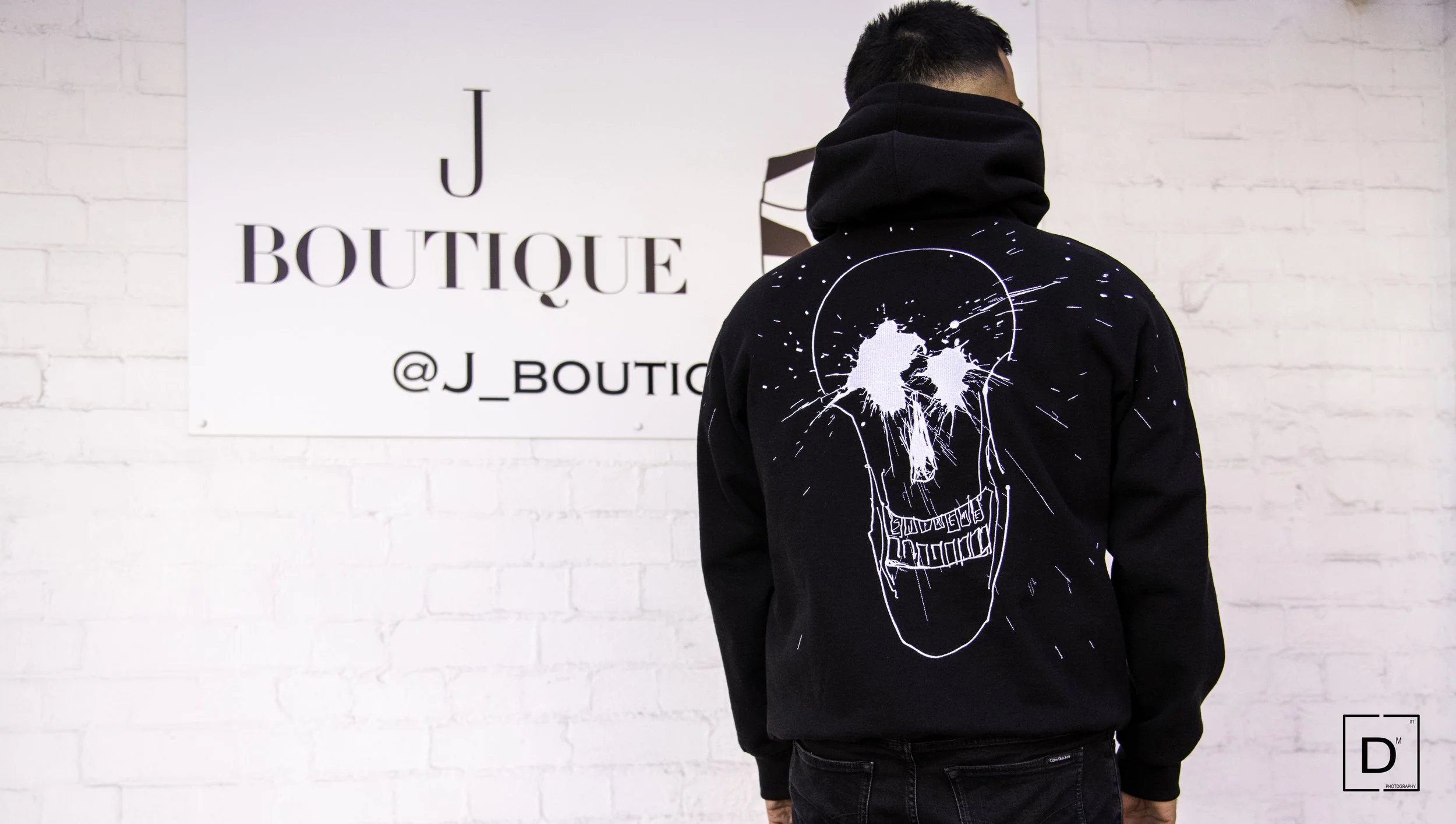 Product Photography, J's Boutique, Supreme Hoddy Black.