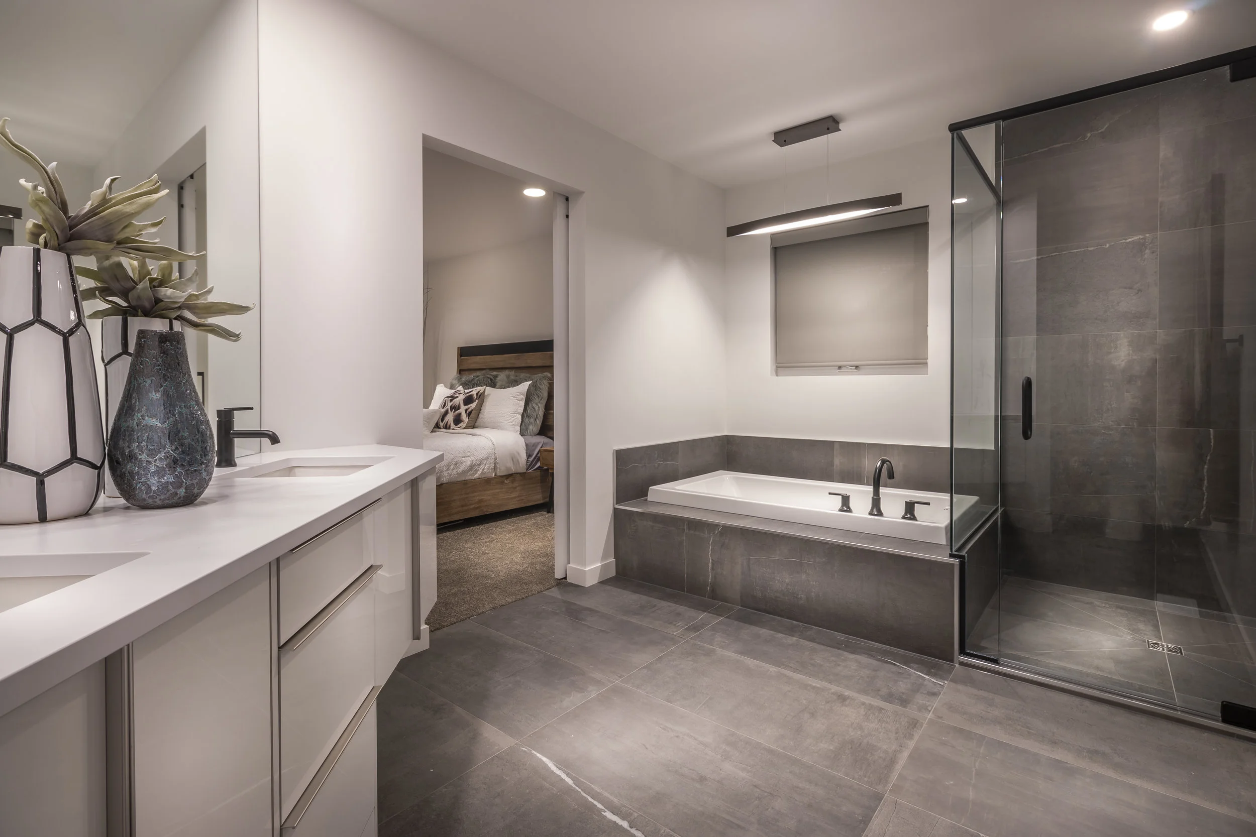 Ensuite.jpg