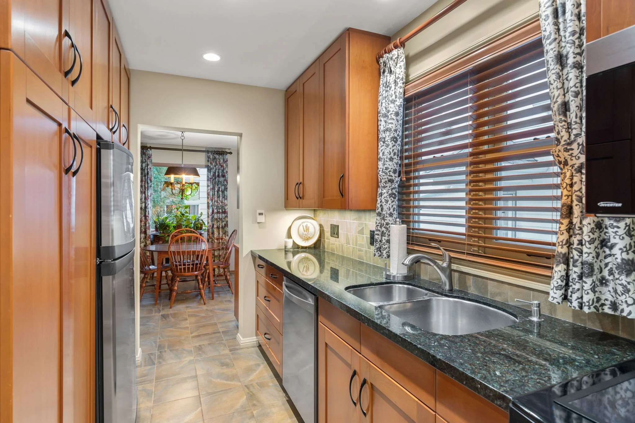 10-web-or-mls-433 Waverley-3.jpg