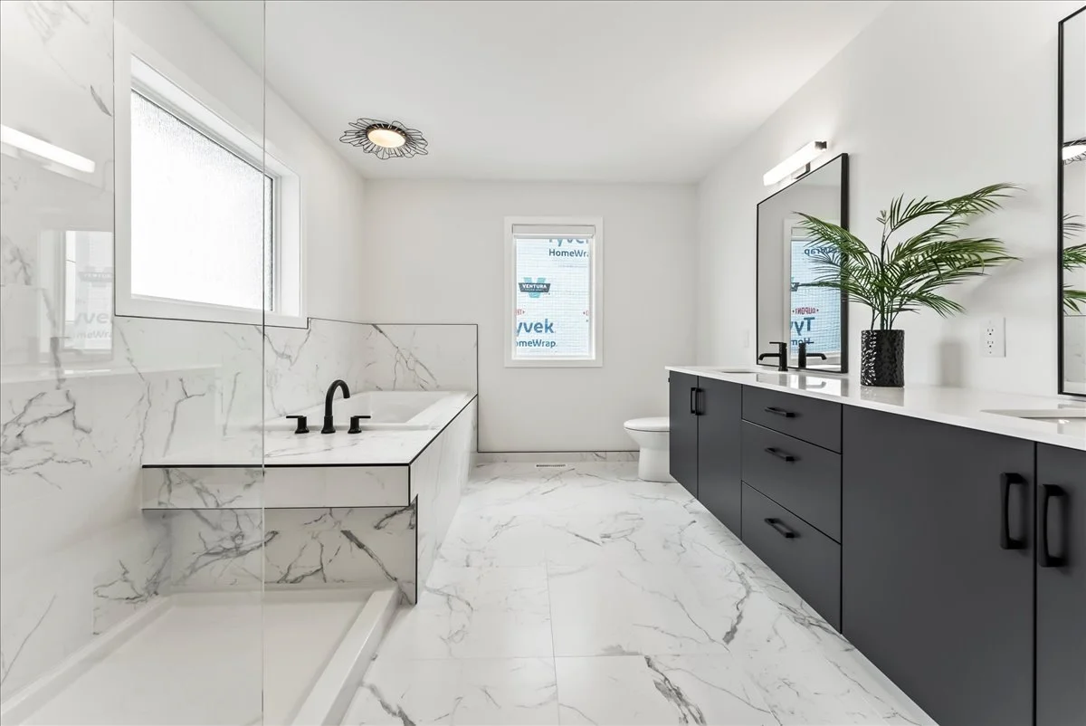 ensuite.jpg