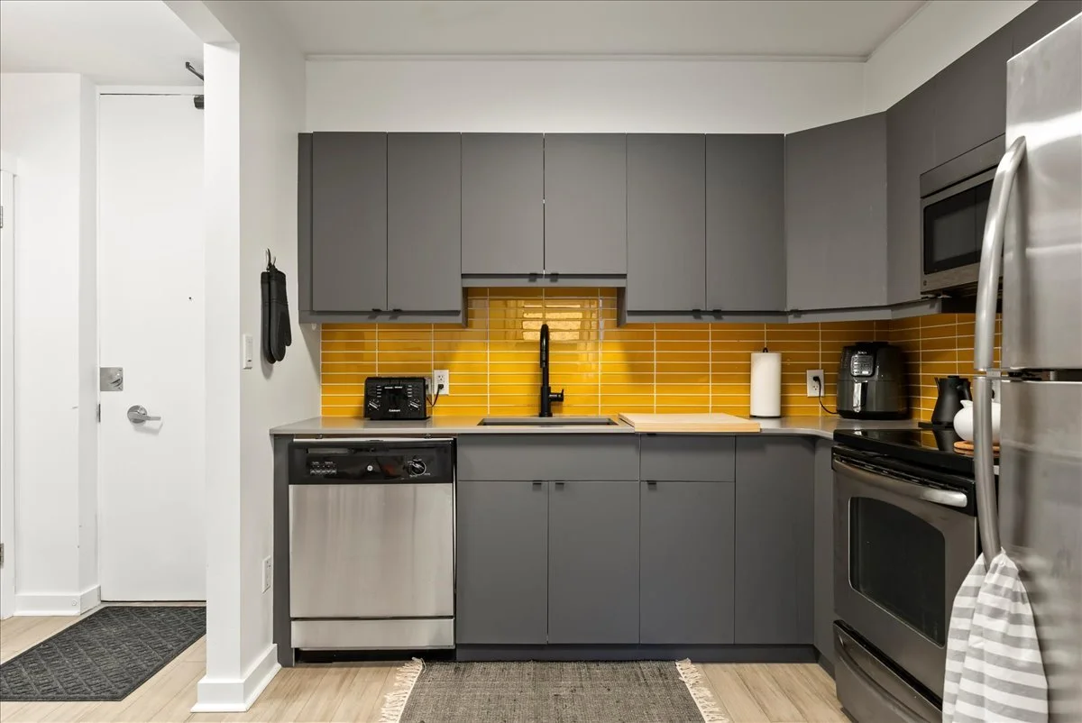 kitchen2.jpg