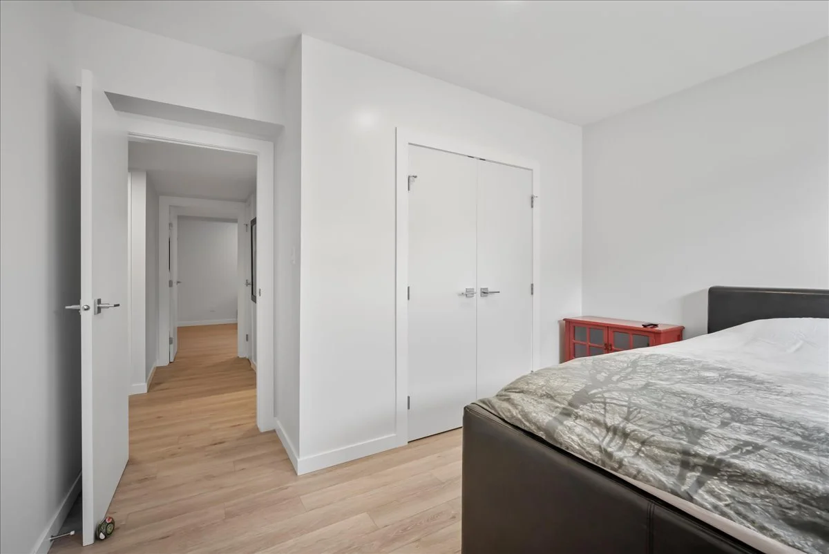 basement bedroom.jpg