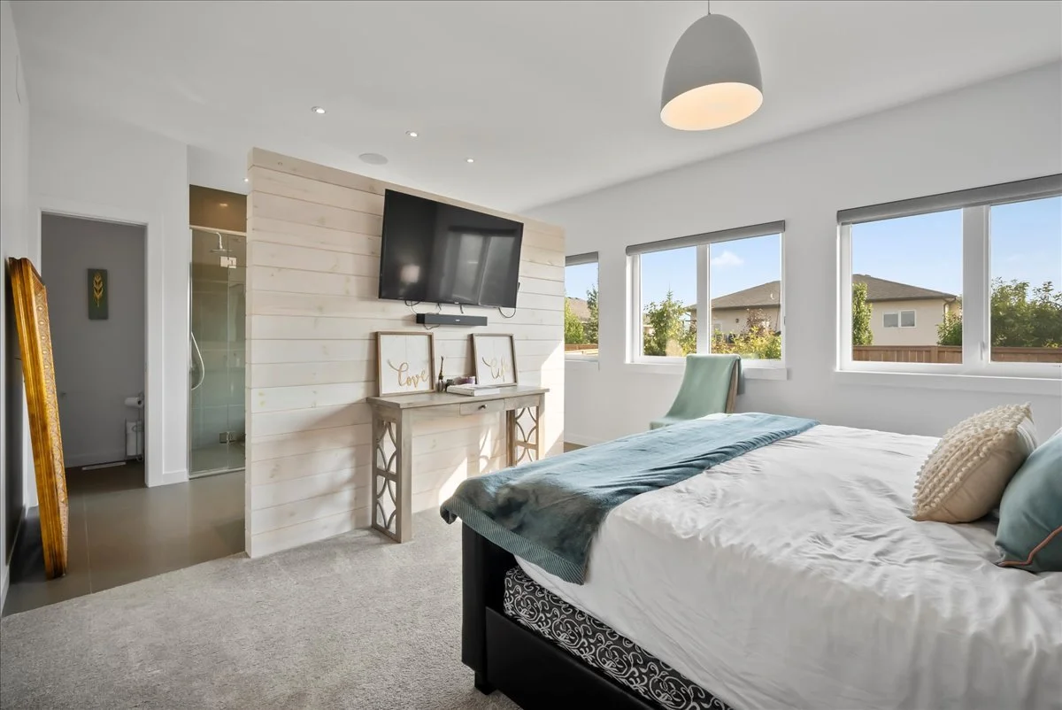 master bedroom.jpg