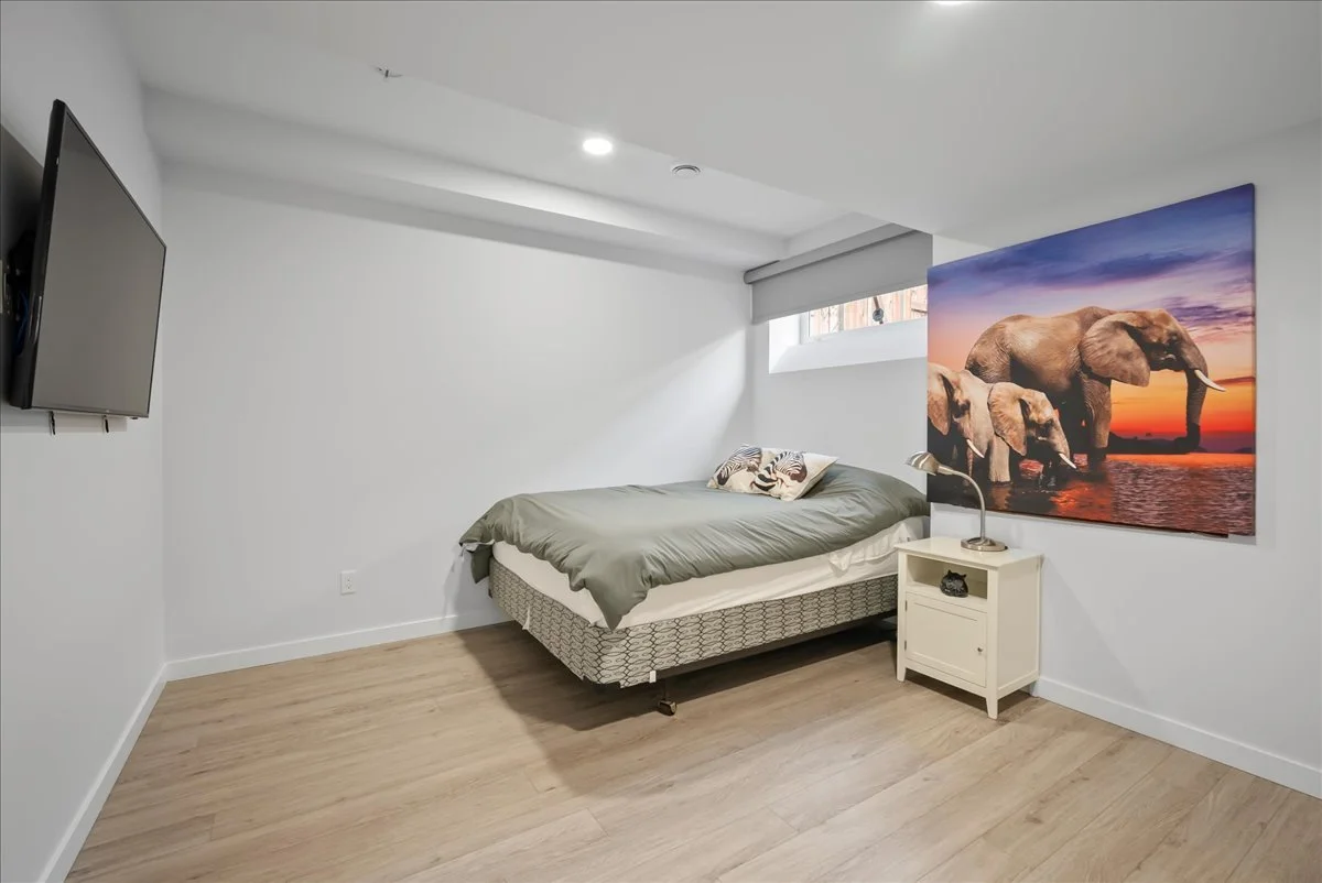 ssecond basement bedroom .jpg