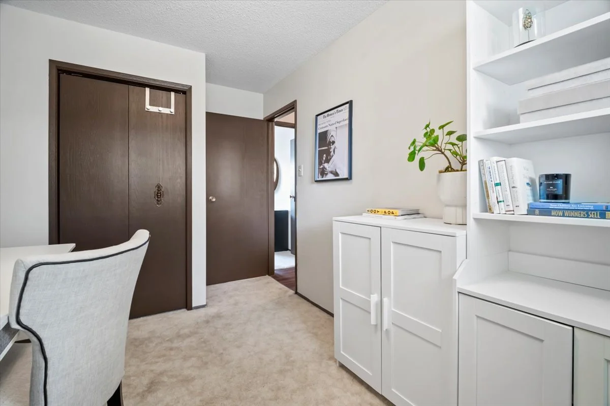 second bedroom 2.jpg