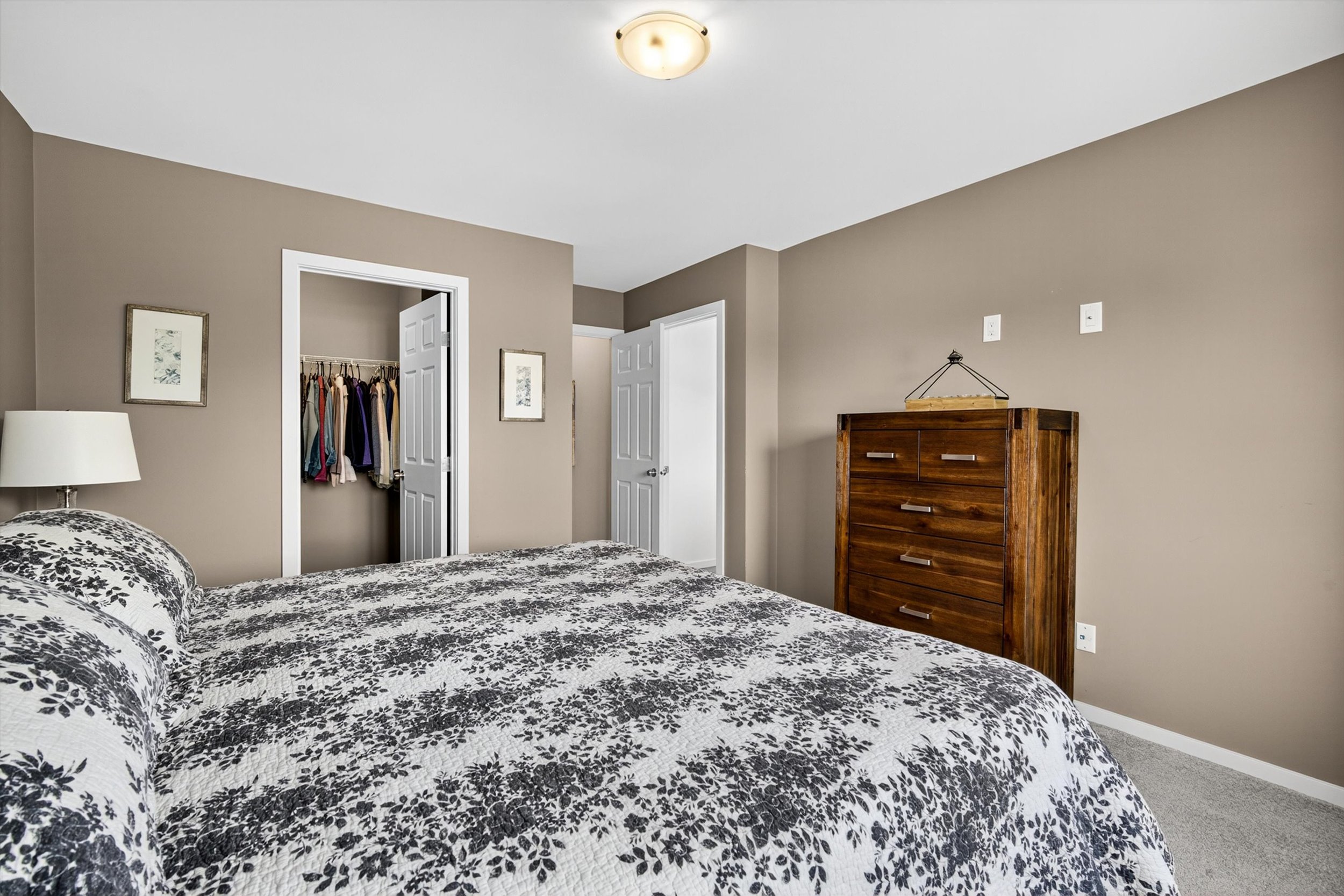primary bedroom 2.jpg