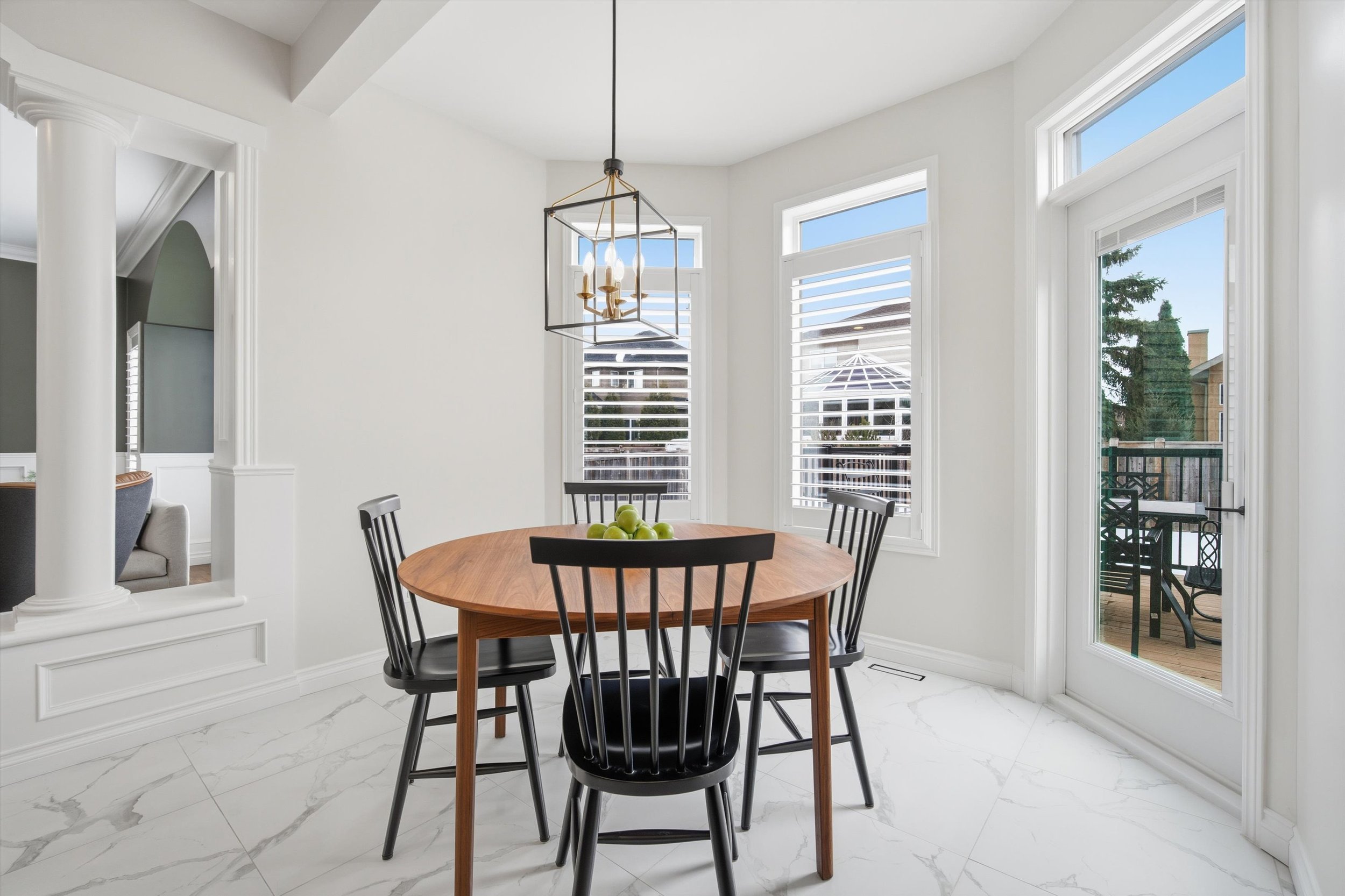 eat in kitchen 2.jpg