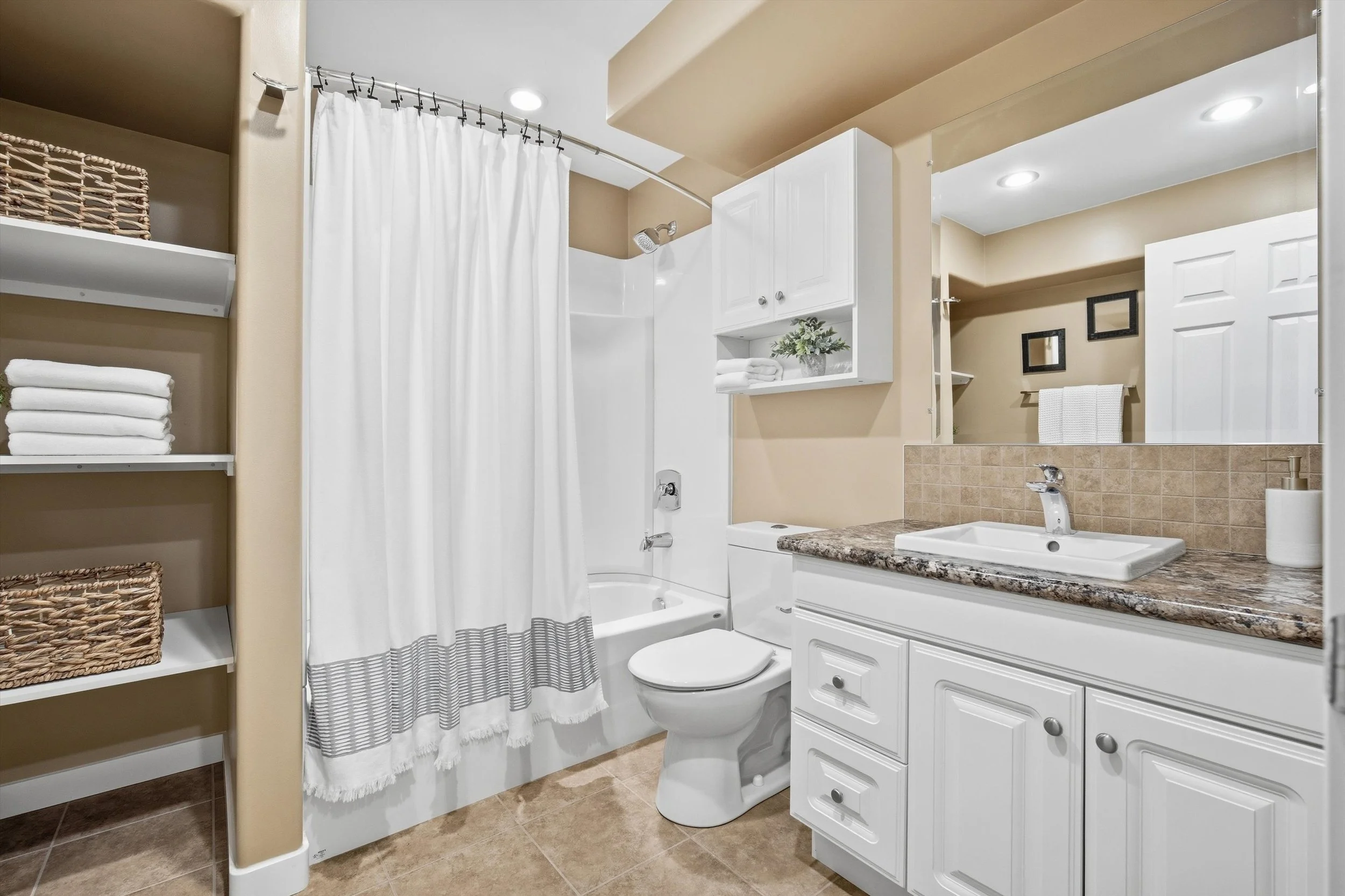 basement bathroom.jpg