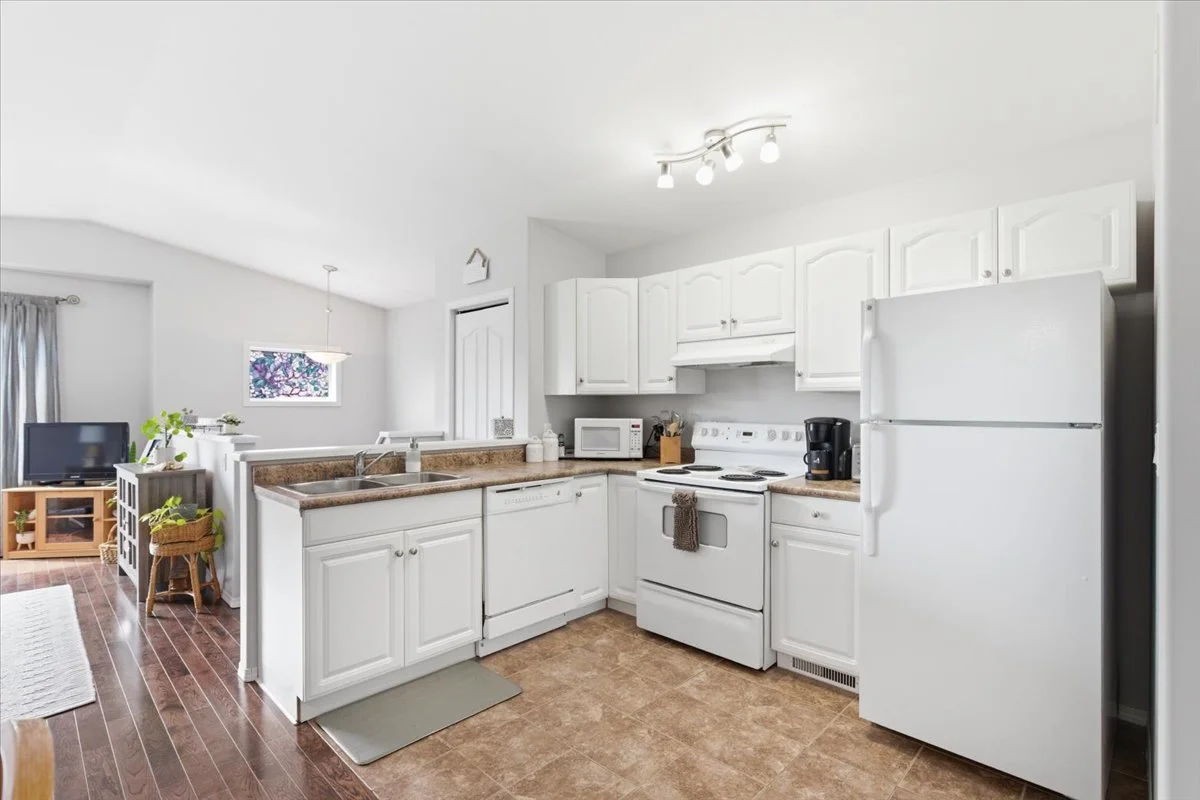 10-347 Inglewood-14.jpg
