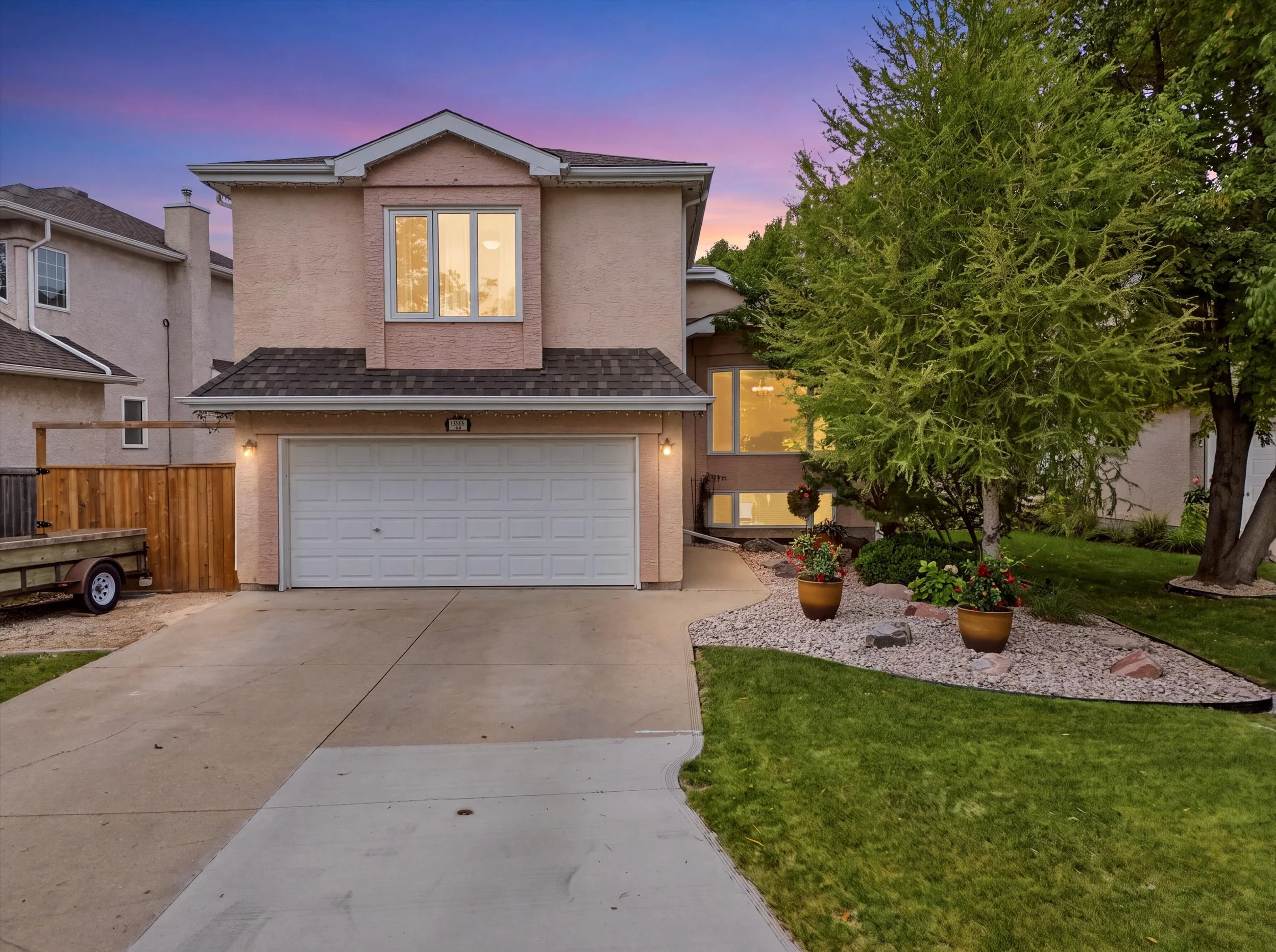   SOLD!  ISLAND LAKES 