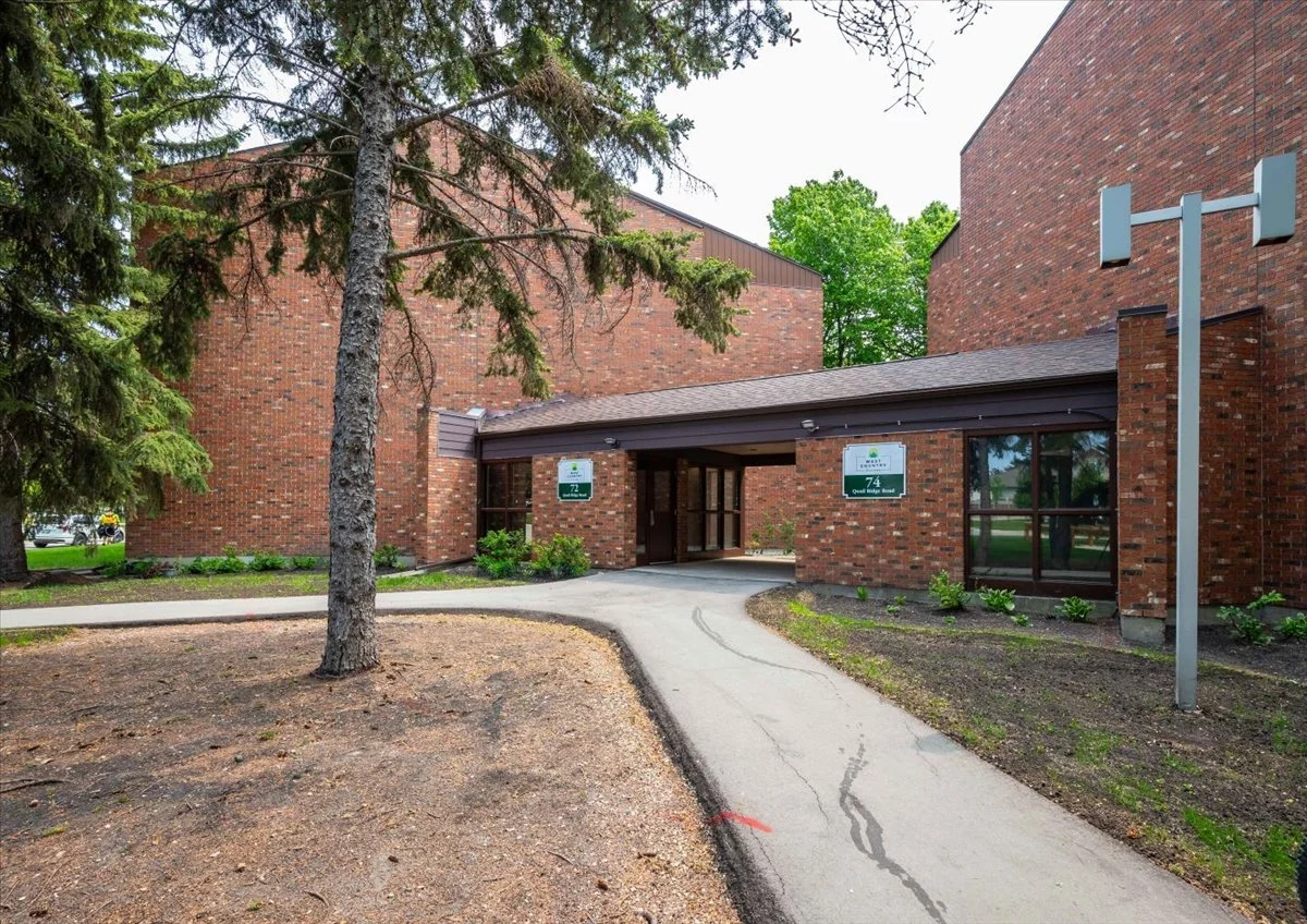 entry of building.jpg