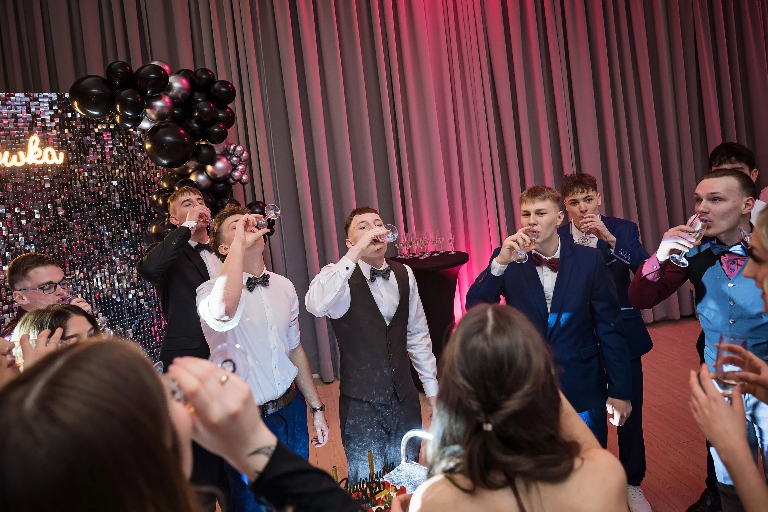 studniówka ZSZ Giżycko 23.01.2026 zabawa (14).jpg