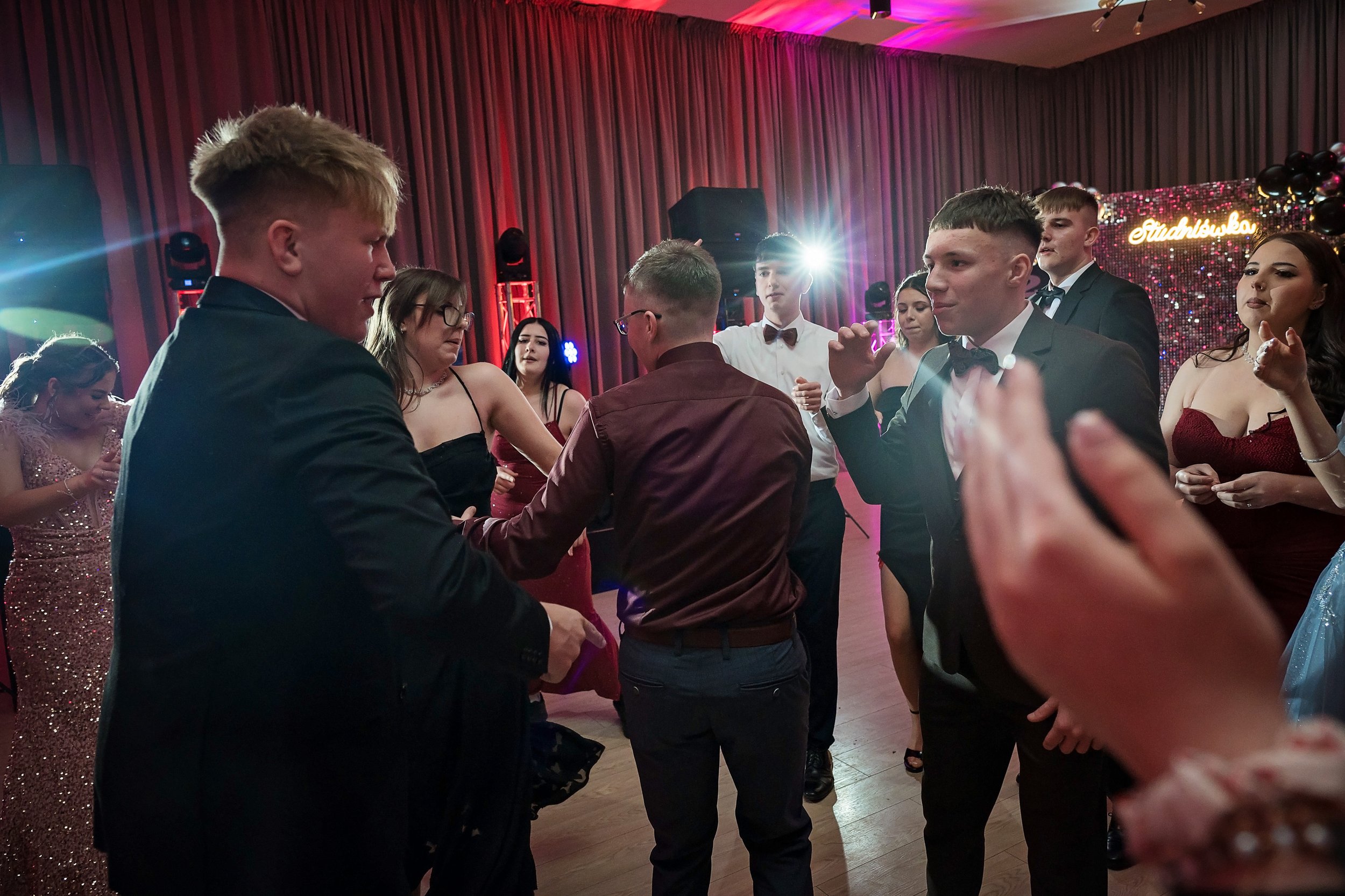 studniówka ZSZ Giżycko 23.01.2026 zabawa (238).jpg