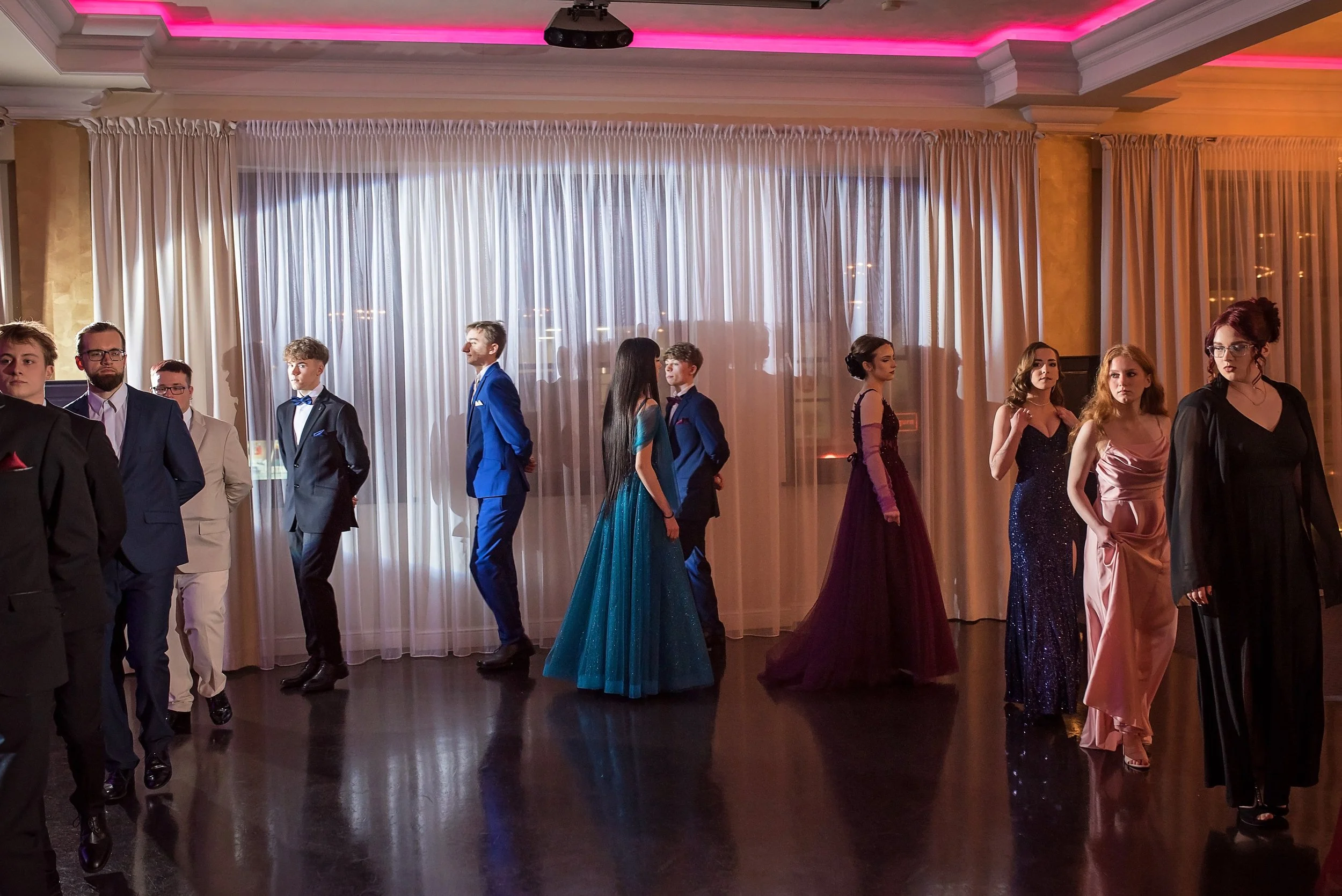 studniówka ZSZ Węgorzewo polonez (98).jpg