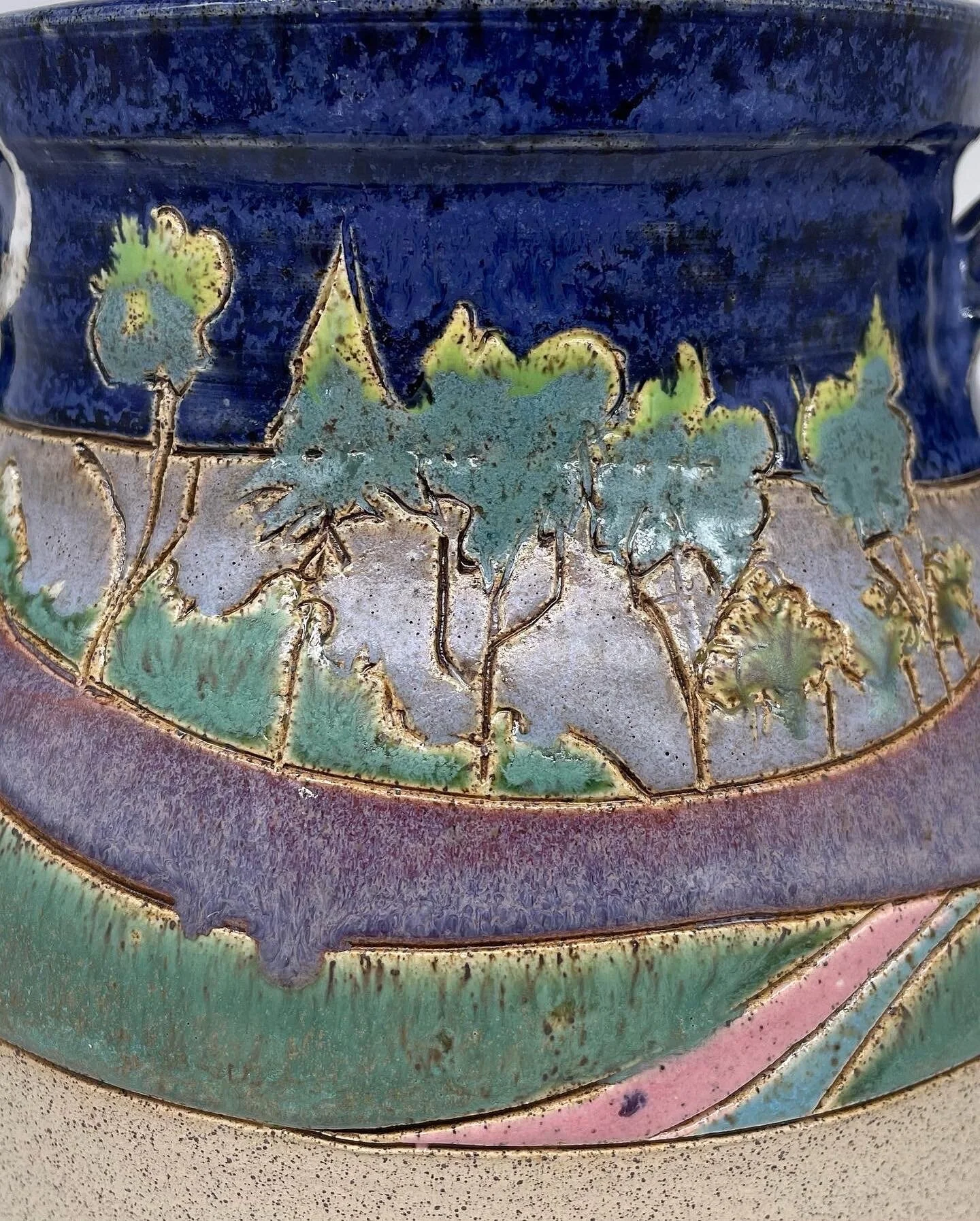 4E4FD6E5-BB91-4BE0-A29B-E1179A229111