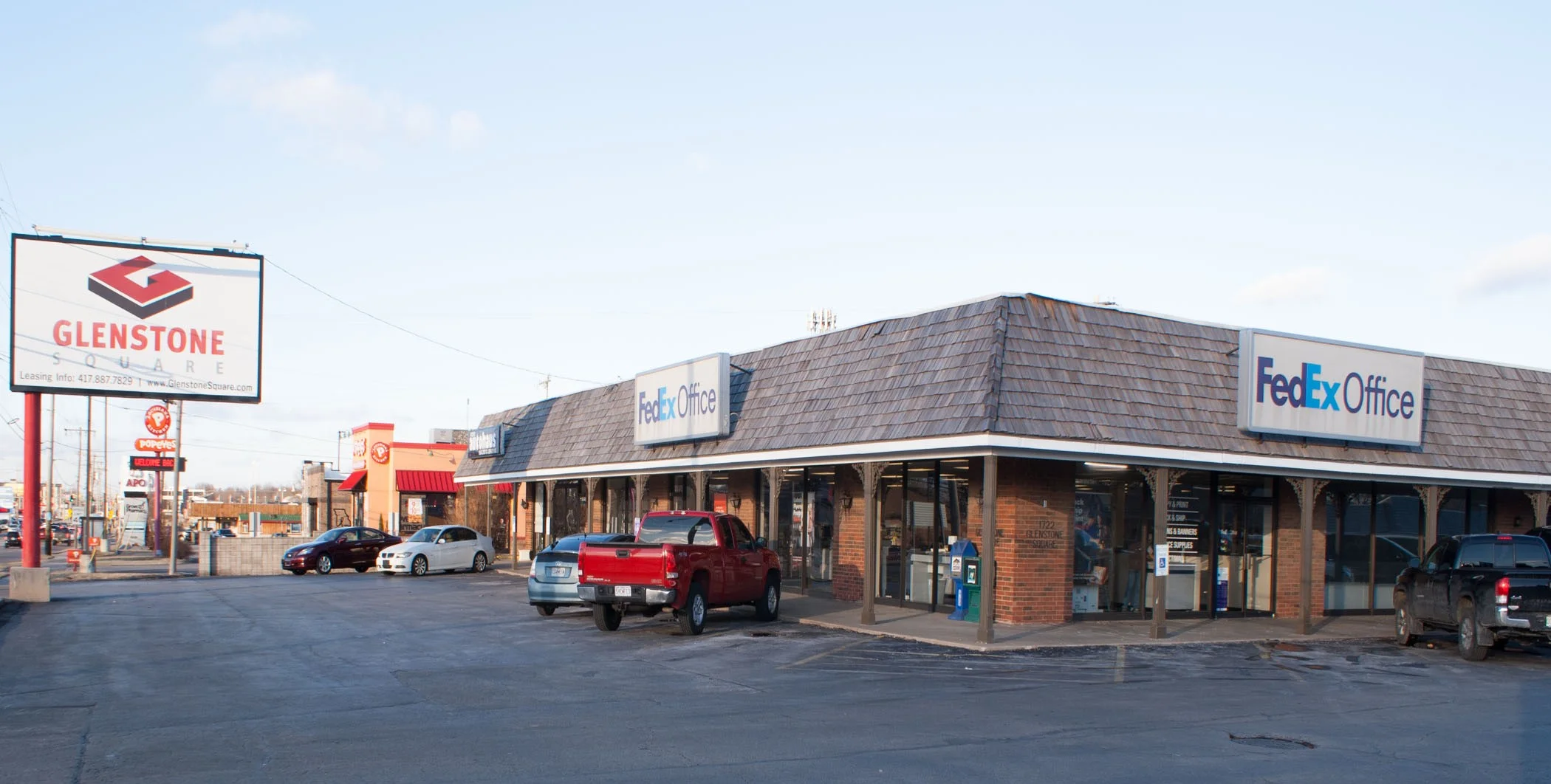 KINKOS PHOTO.jpg