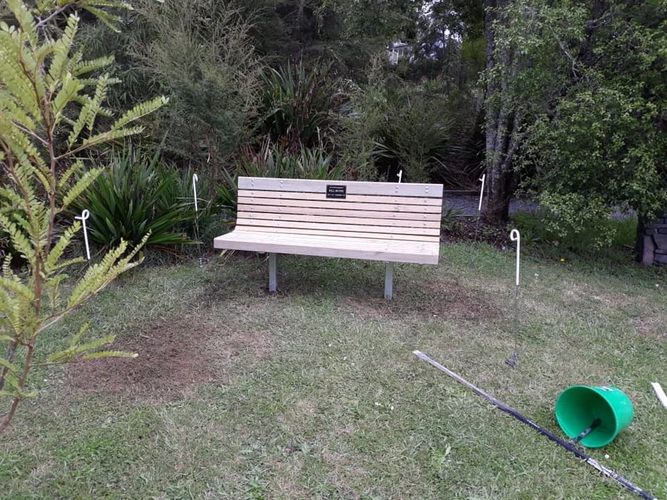 Bench.jpg